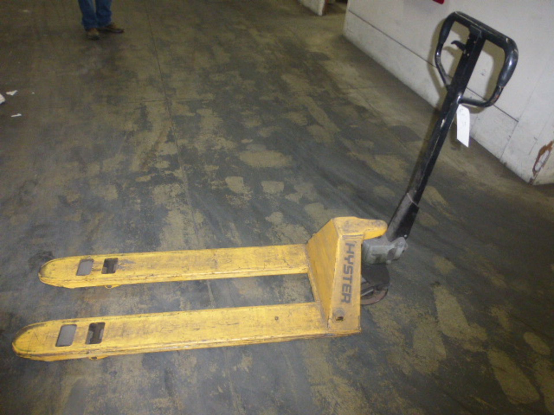 PALLET TRUCK