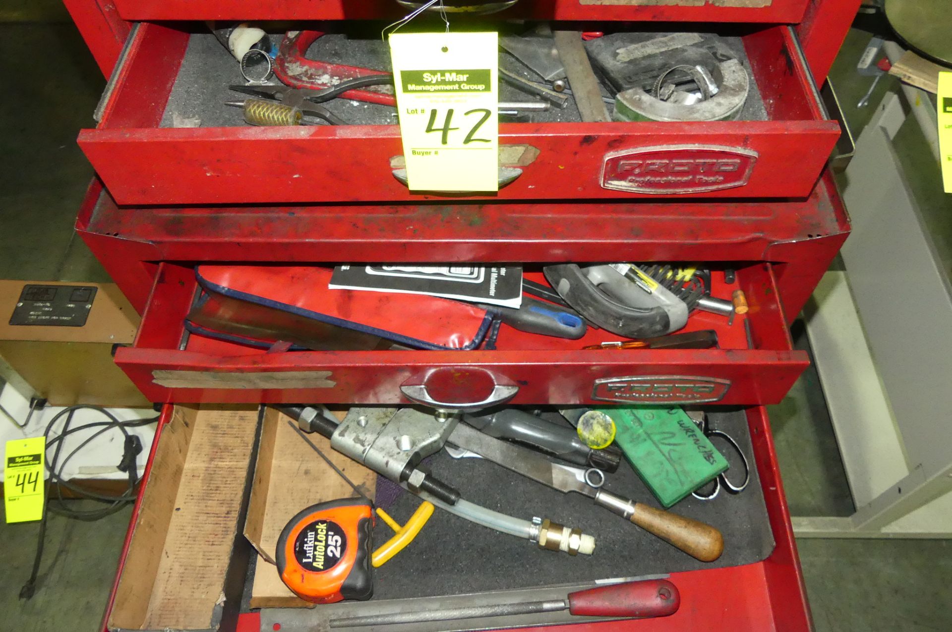 TOOL CHEST & TOOLS - Image 2 of 2