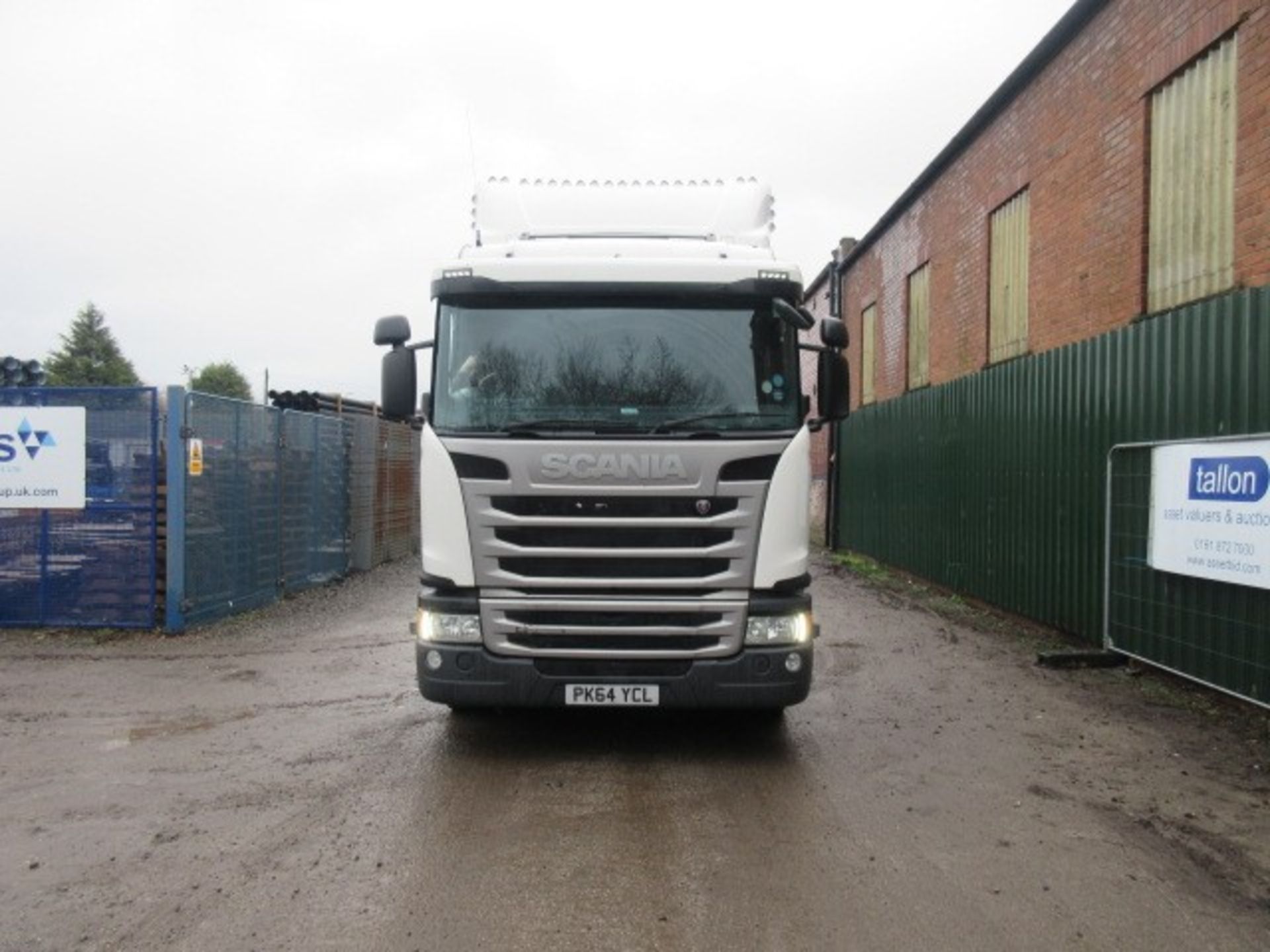 Scania G410 LA6x2/2MNA tractor unit, 2014, '64' PK64 YCL - LOCATED IN WIGAN - Image 3 of 10