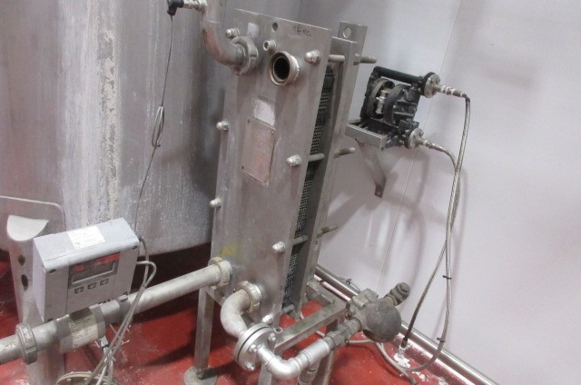 Gemak CIP system comprising: P6MRGL stainless steel plate type heat exchanger (2011) - Image 2 of 6