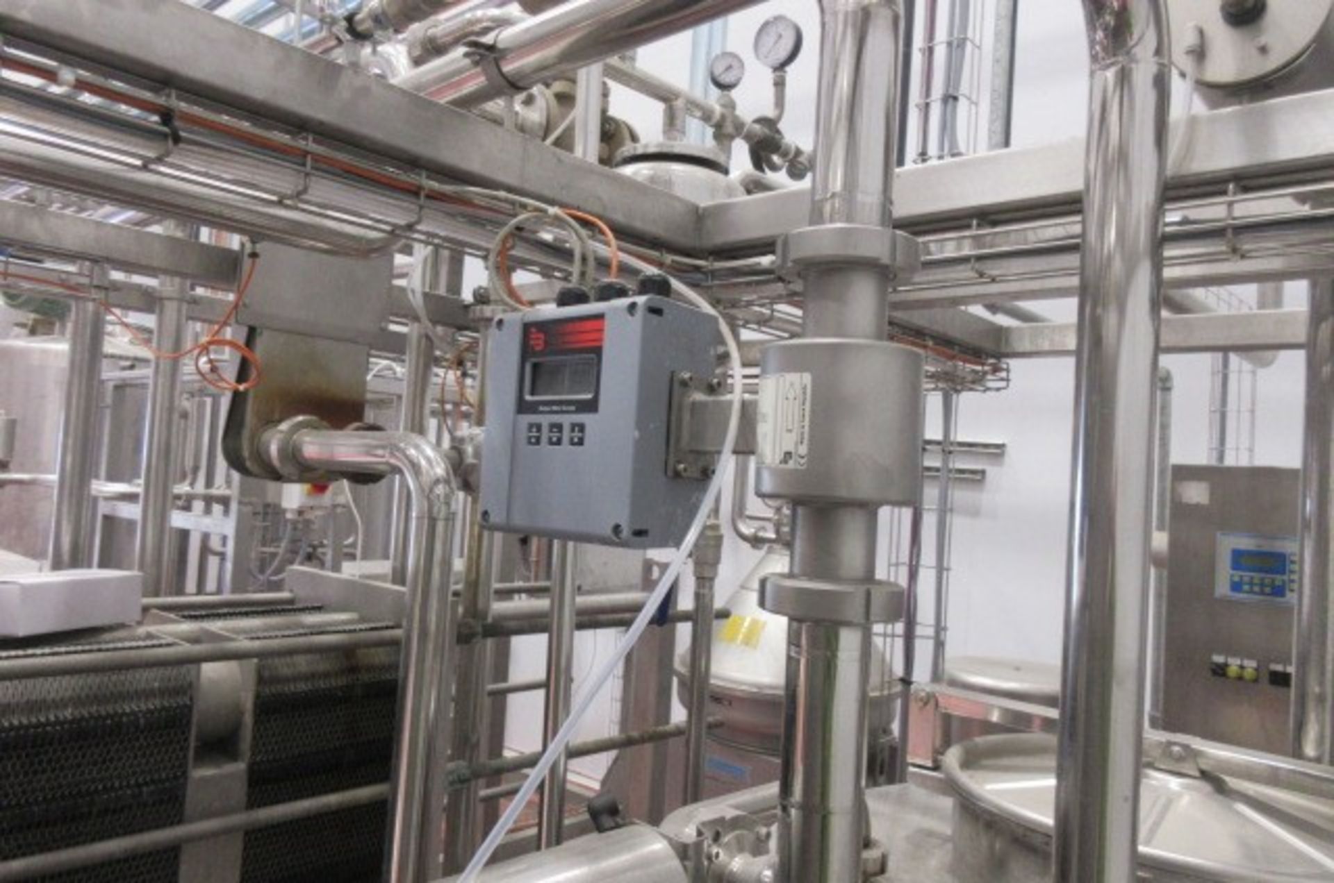 Gemak 10,000 litres / hour milk pasteuriser (2011) - Image 7 of 12