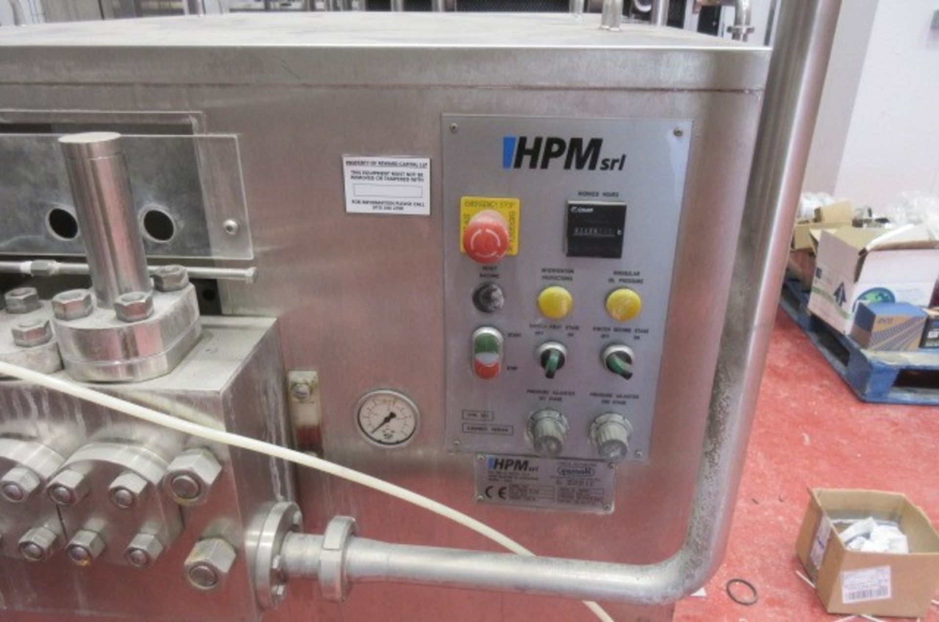 HPM B22 3 piston s/s homogenizer, Capacity: 3,000 litres / hour (2011). - Image 2 of 5