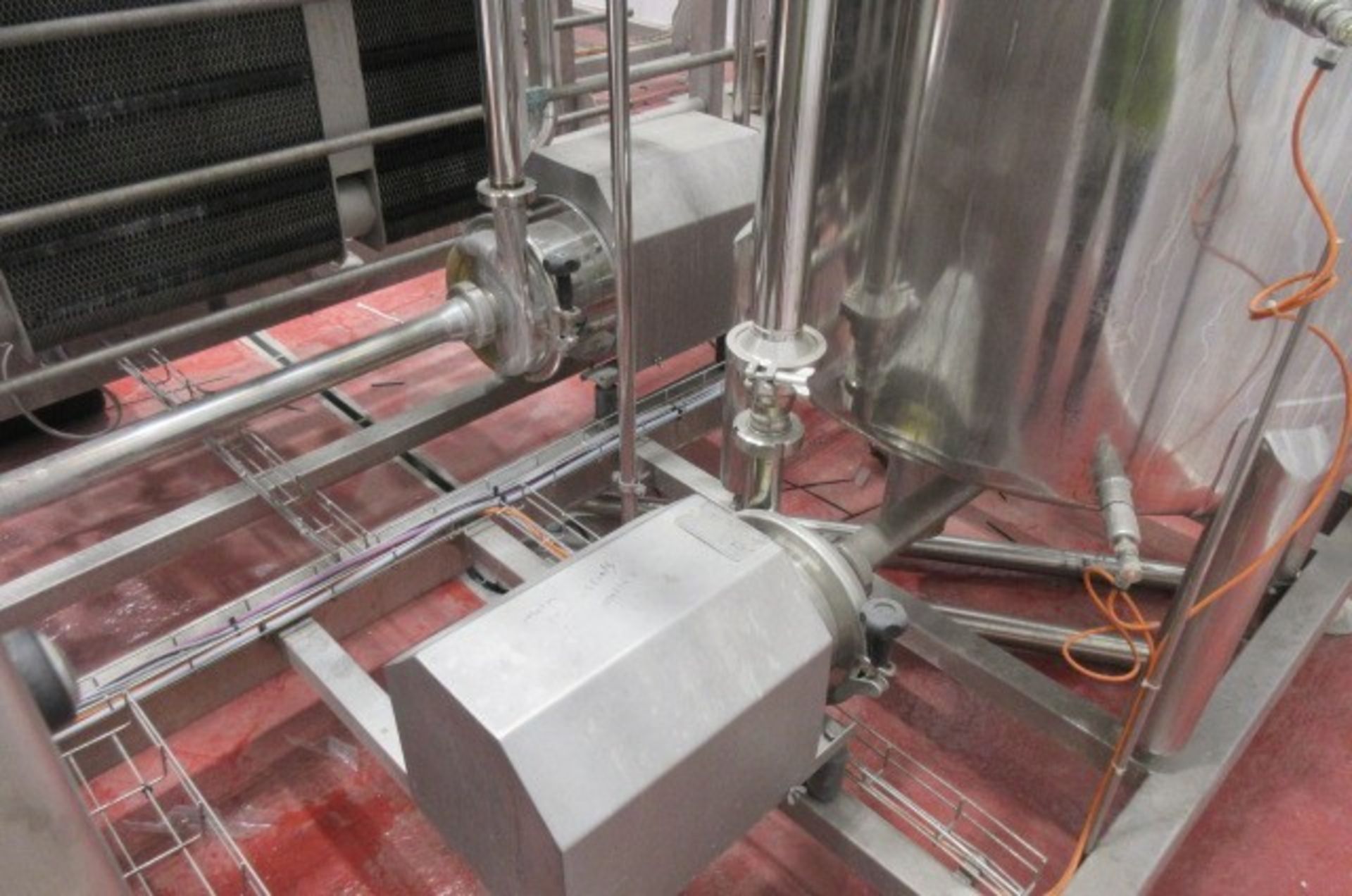 Gemak 10,000 litres / hour milk pasteuriser (2011) - Image 6 of 12