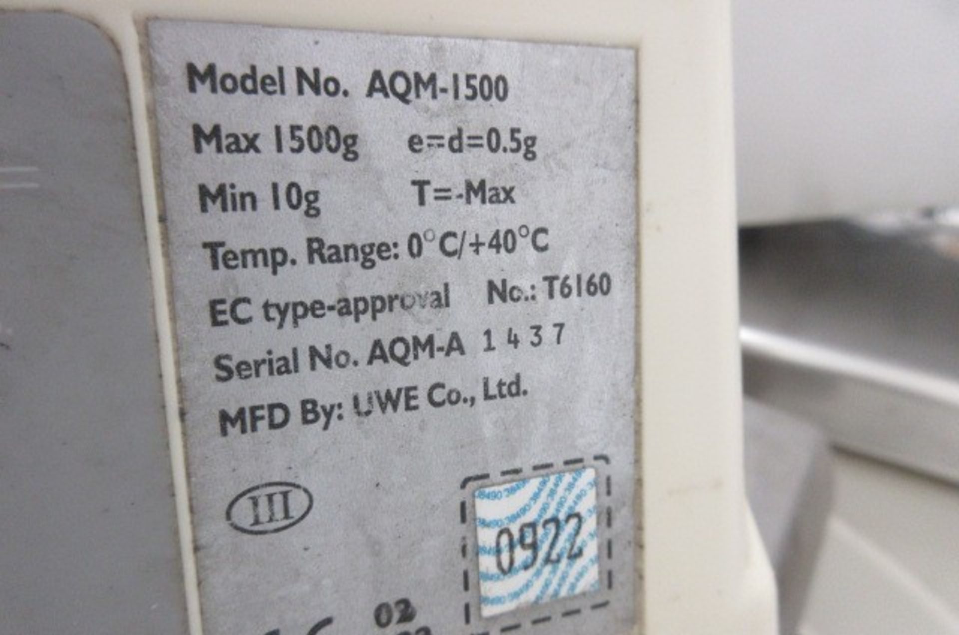 UWE AQM digital weigh scale. - Image 3 of 4