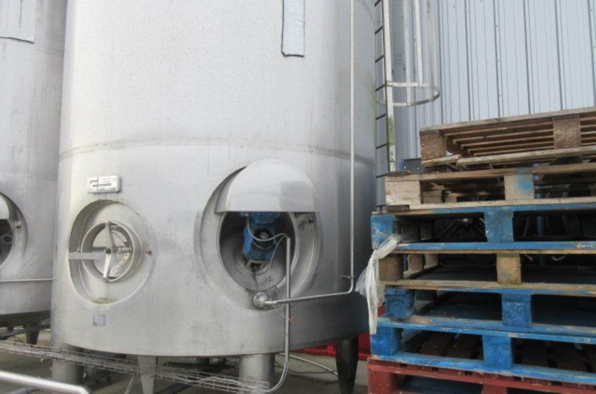 Gemak s/s insulated & agitated raw milk storage tank, 30,000 litres (2011) - Image 2 of 6