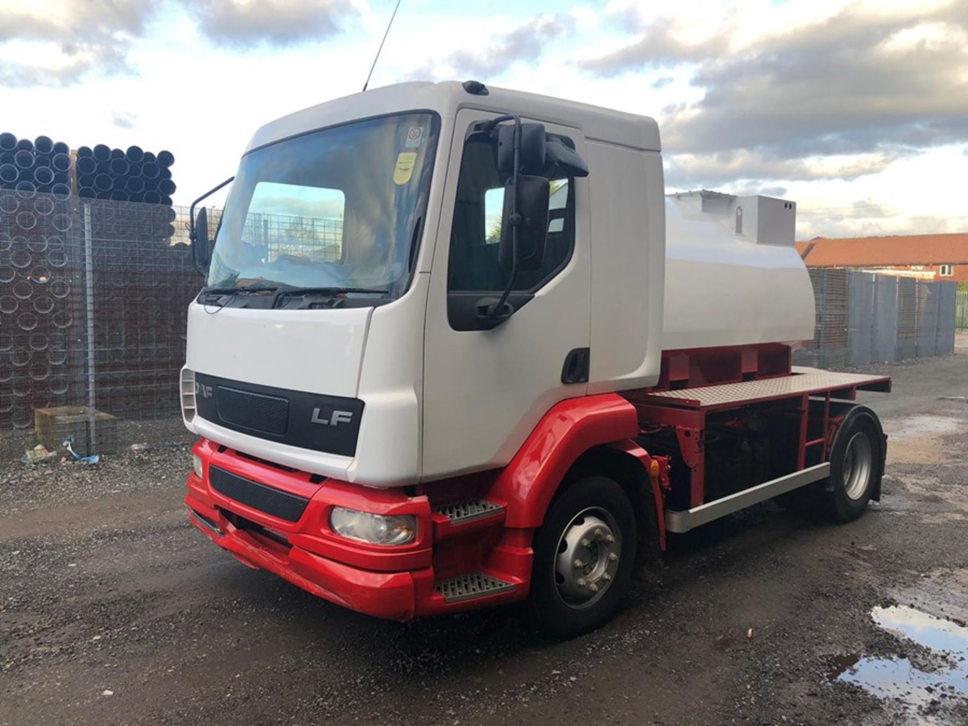 DAF LF55.220 Rigid Diesel Bowser (2004) - Located in Wigan