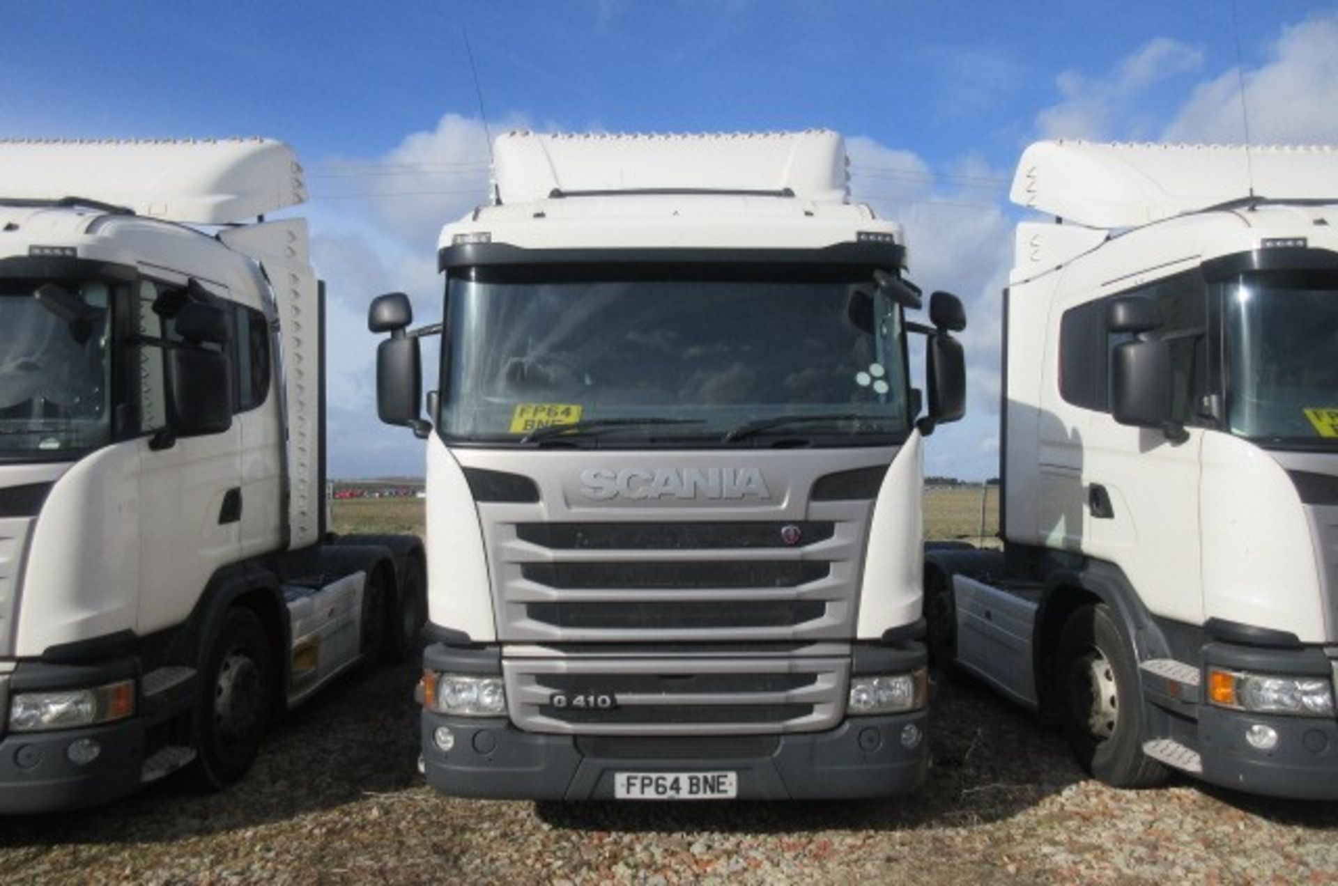 Scania G410 LA6x2/2MNA tractor unit (FP64 BNE)