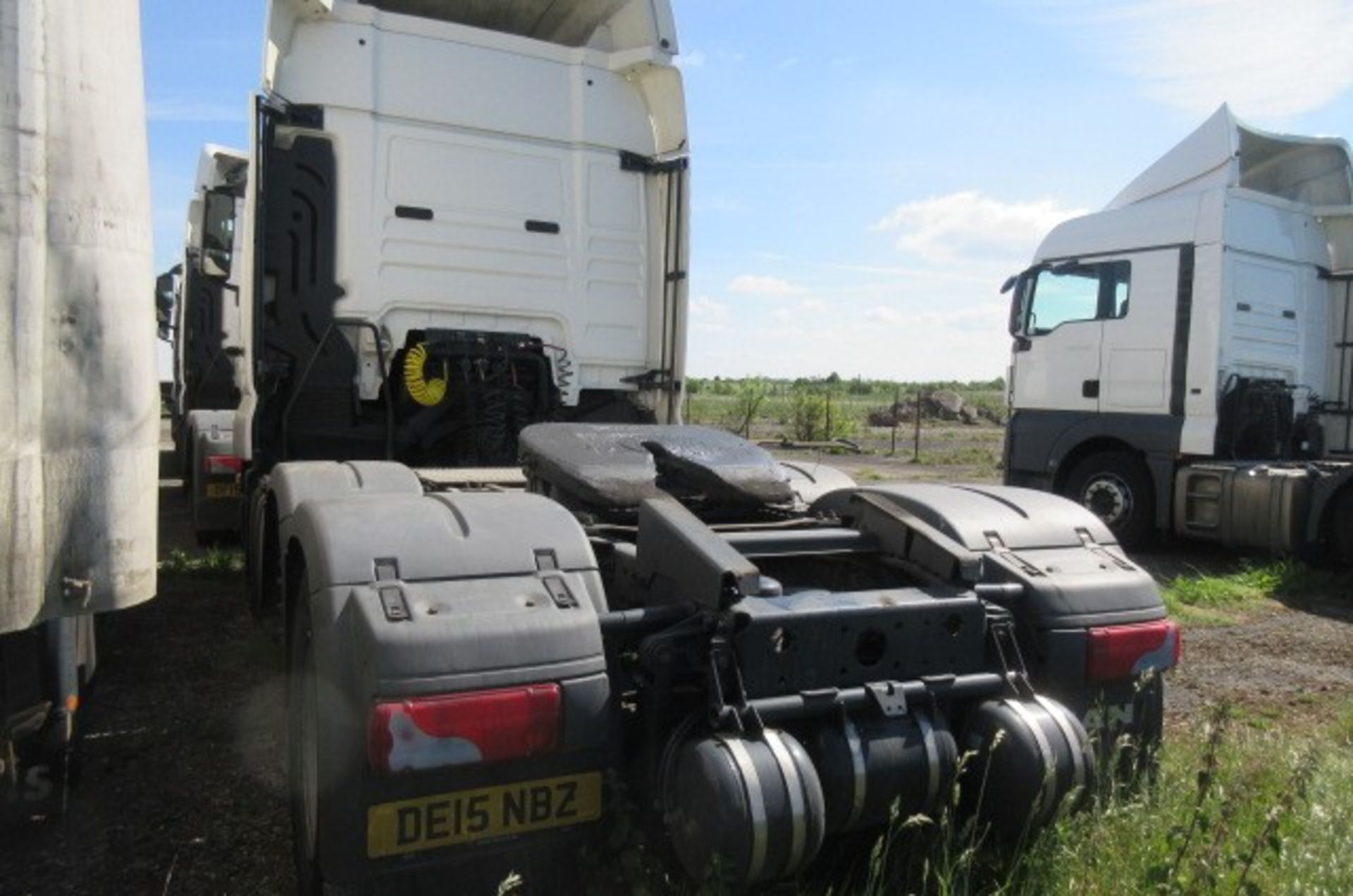 MAN TGX 26.480 6X2/2 BLS Euro 6 tractor unit (DE15 NBZ) - Image 6 of 9