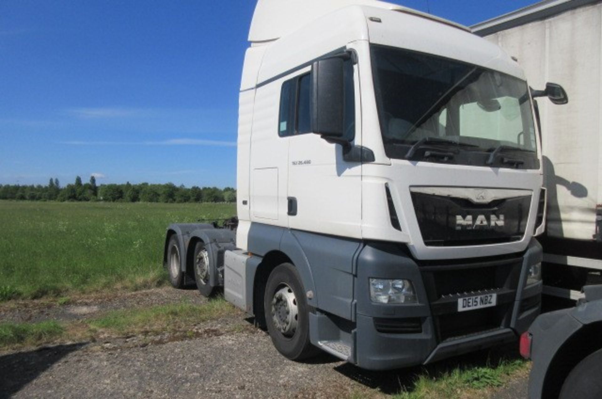 MAN TGX 26.480 6X2/2 BLS Euro 6 tractor unit (DE15 NBZ)