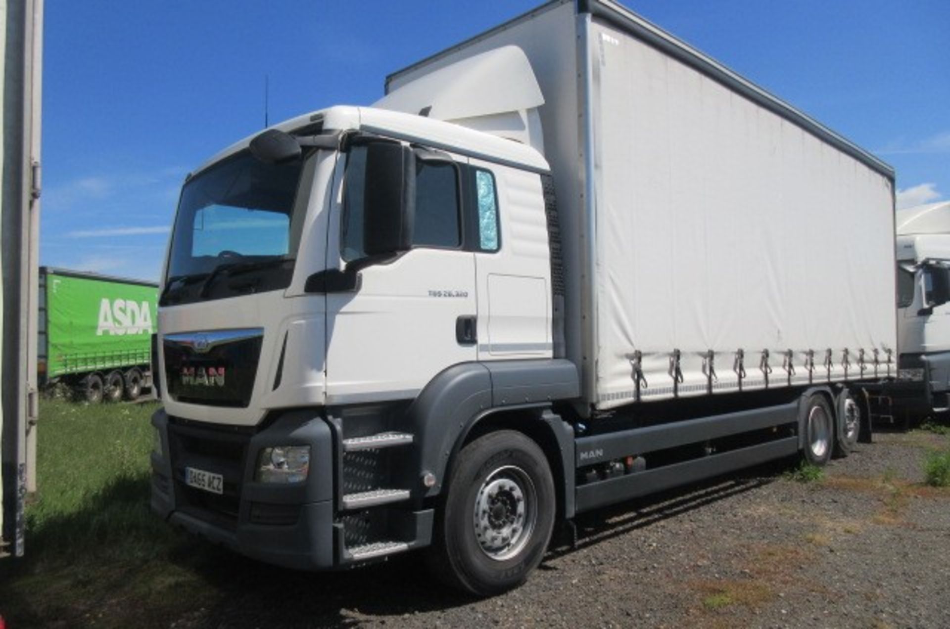 MAN TGS 26.320 6X2-2BL Euro 6 rigid curtainside (DA65 ACZ)