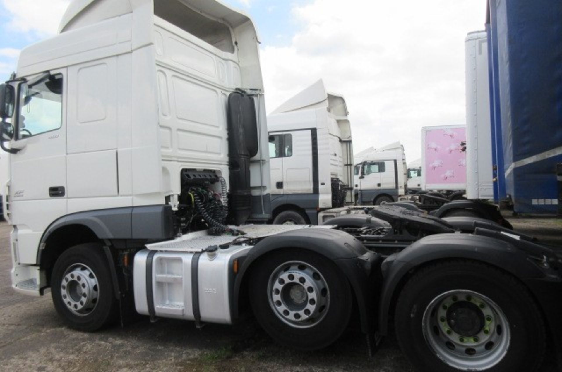 DAF XF 460 FTG 6x2 tractor unit (DK65 UFR) - Image 5 of 12