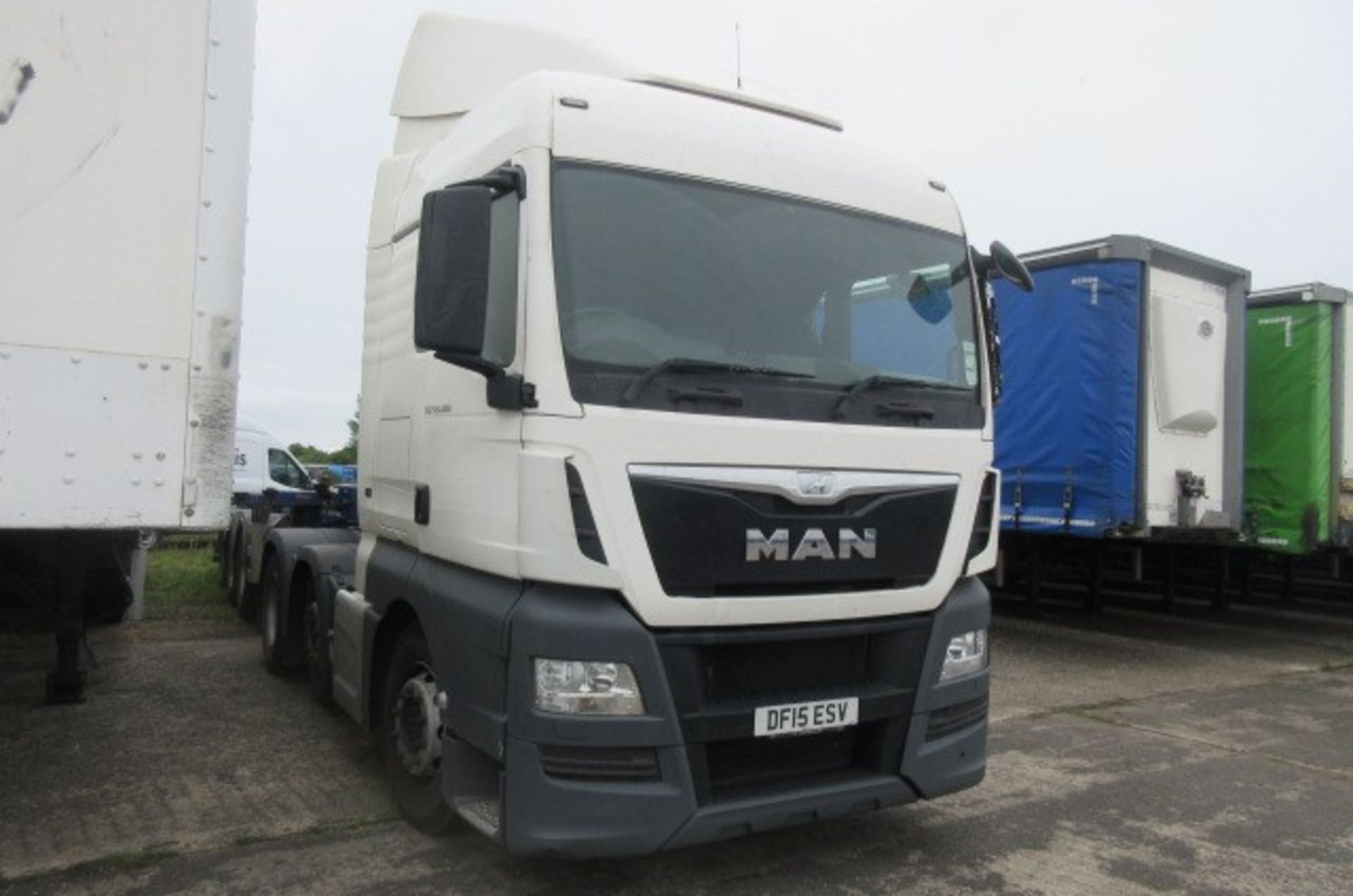 MAN TGX 26.480 6X2/2 BLS auto tractor unit (DF15 ESV) - Image 12 of 19