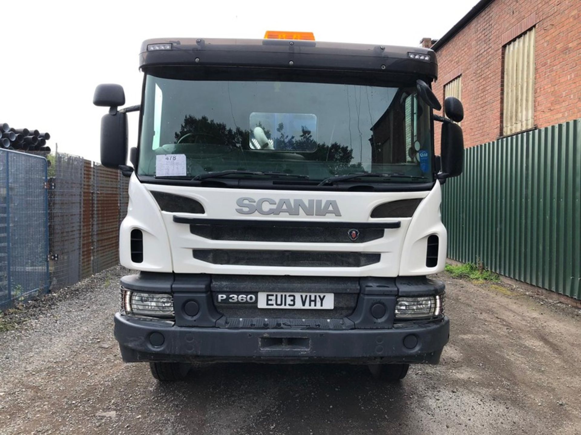 Scania P360 8X4 Tipper (EU13 VHY) - Image 2 of 12