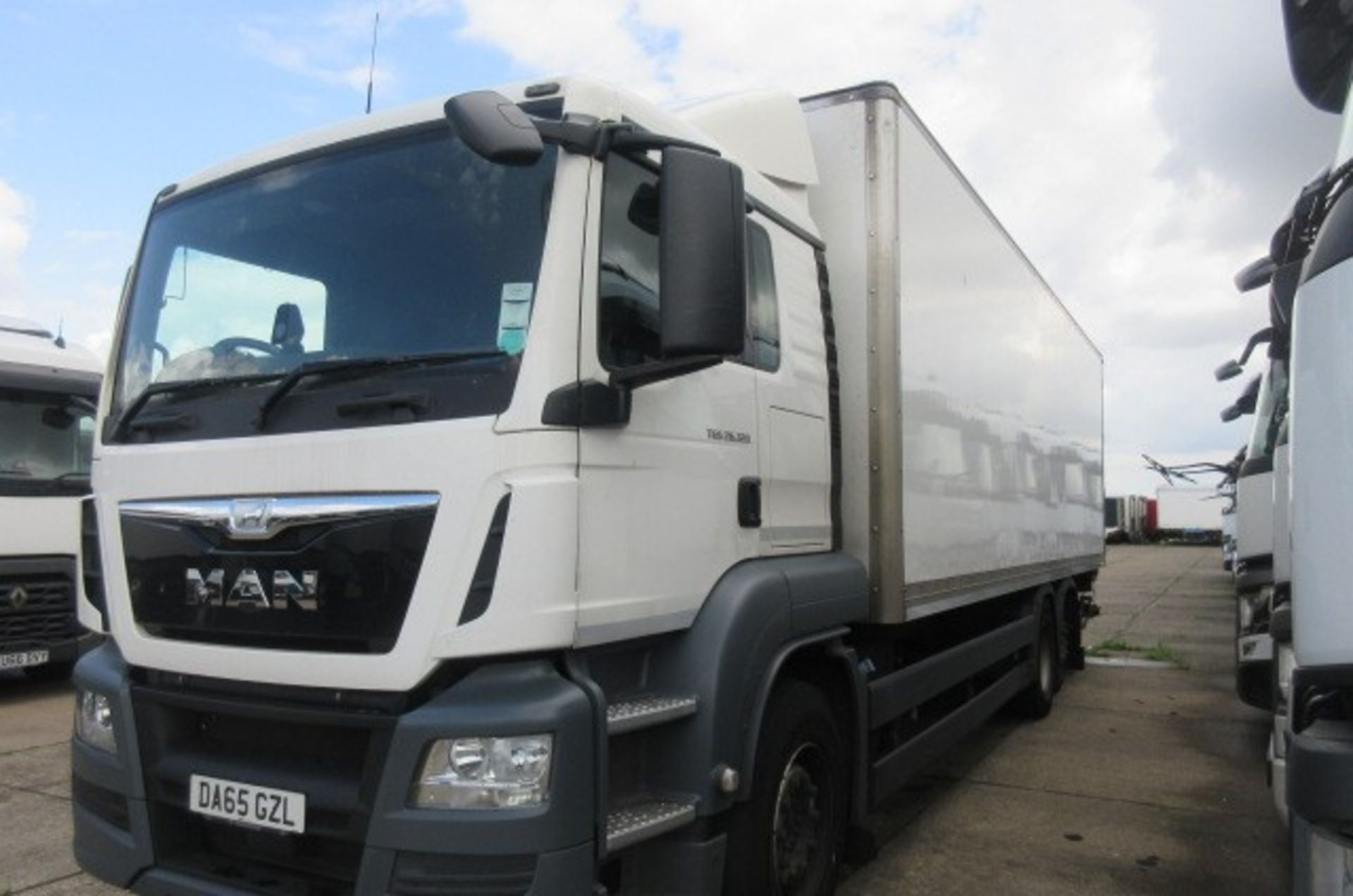 MAN TGS 26.320 6X2-2BL rigid box (DA65 GZL) - Image 4 of 12