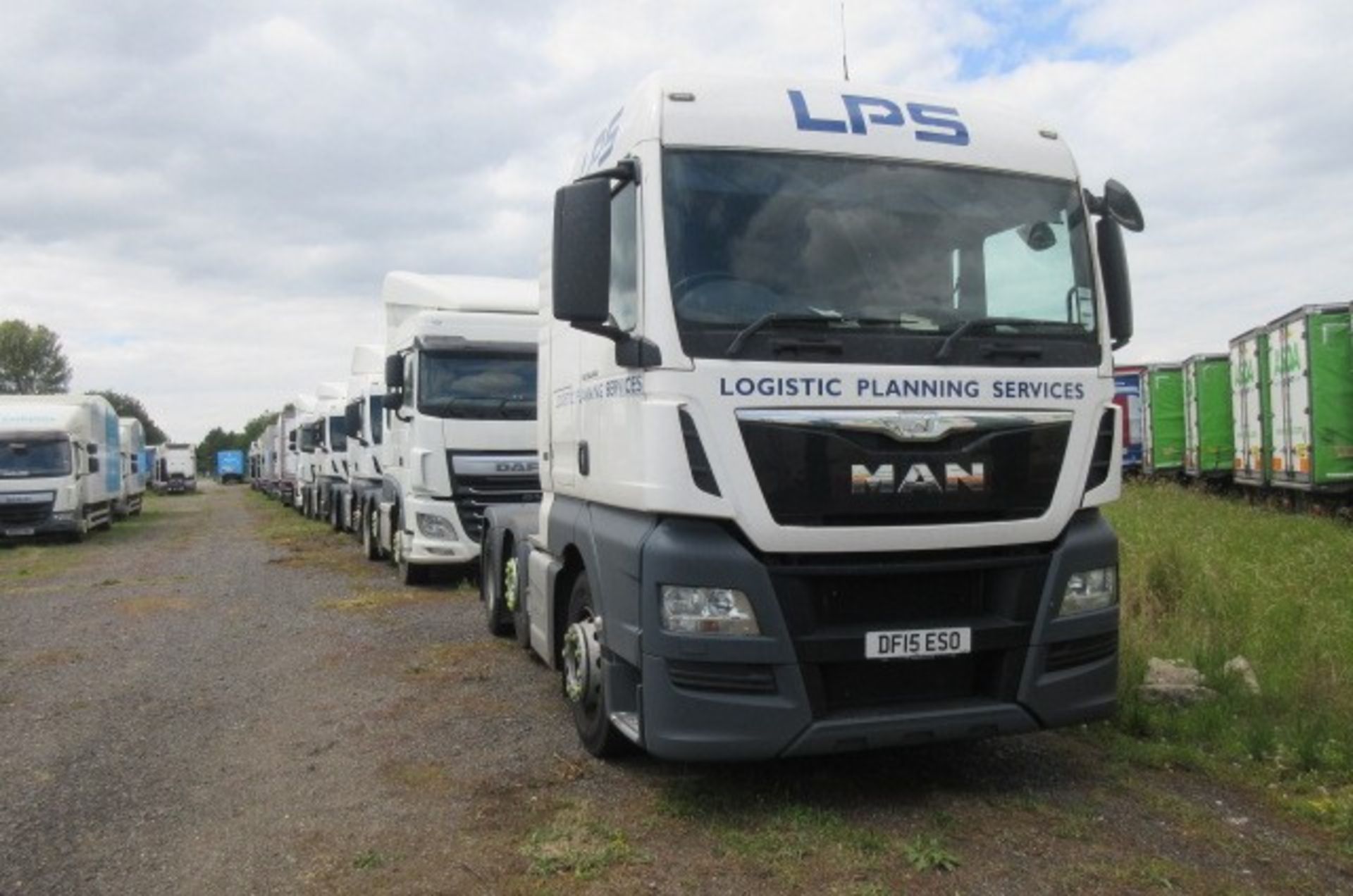 MAN TGX 26.480 6X2/2 BLS auto tractor unit (DF15 ESO) - Image 3 of 11