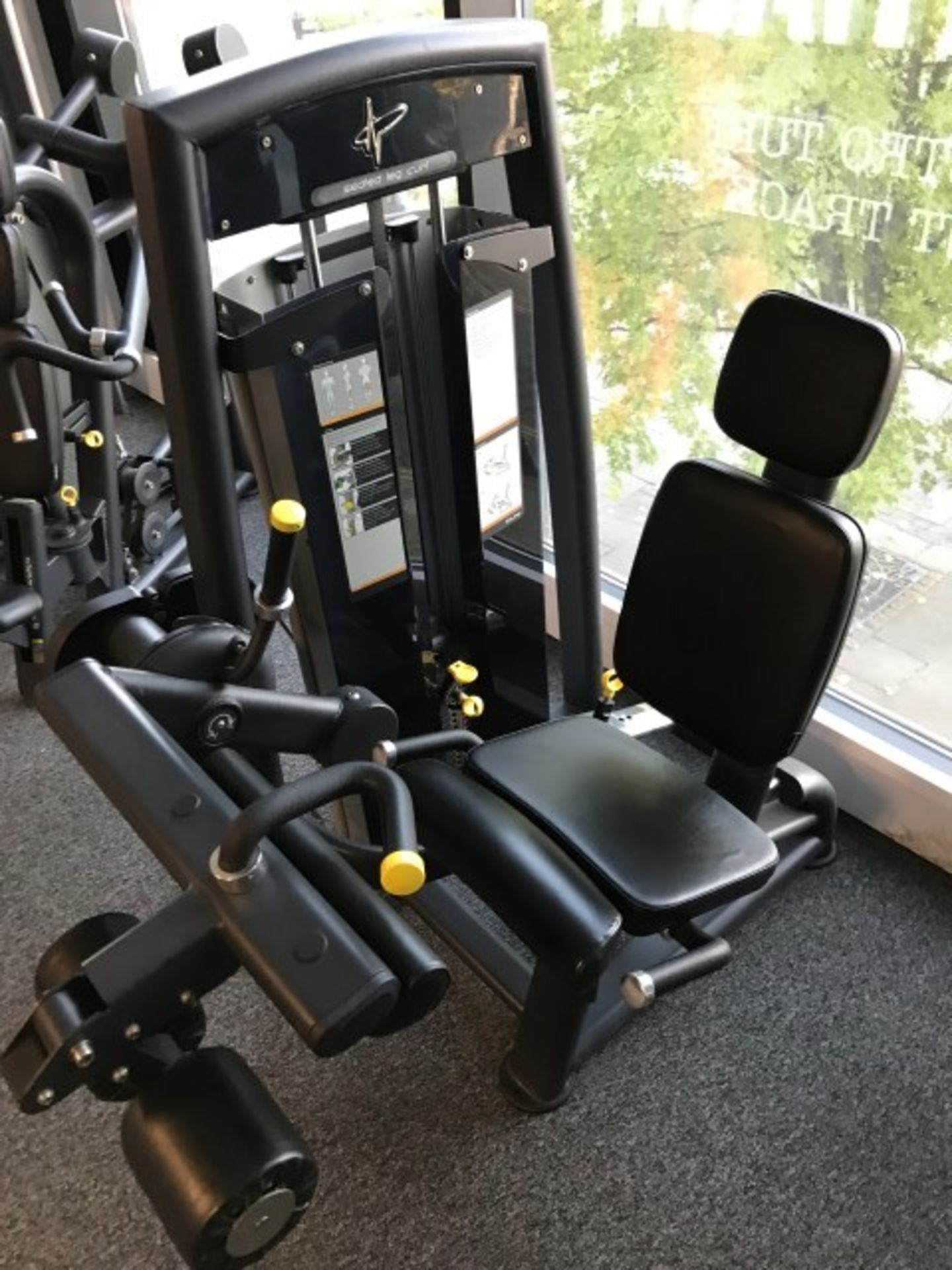 Pulse Fitness R562G seated leg curl - Image 2 of 3