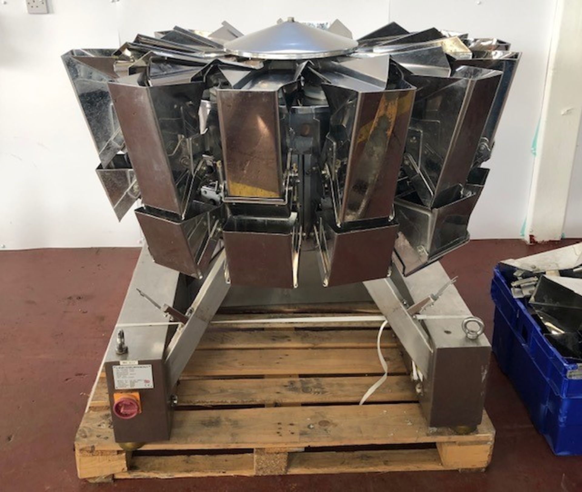 Line Equipment multihead weigher