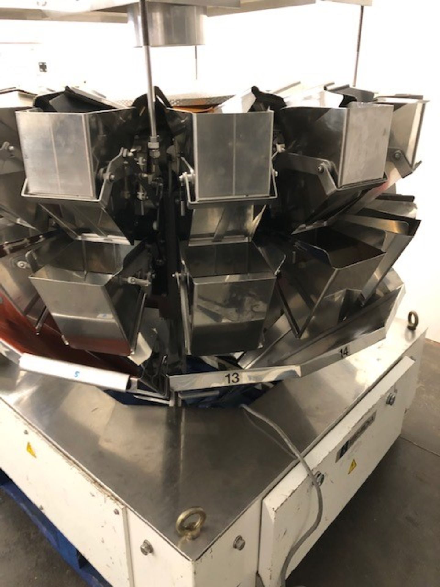 Ishida CCW-EZ-214/3014-head multihead weigher - Image 9 of 10