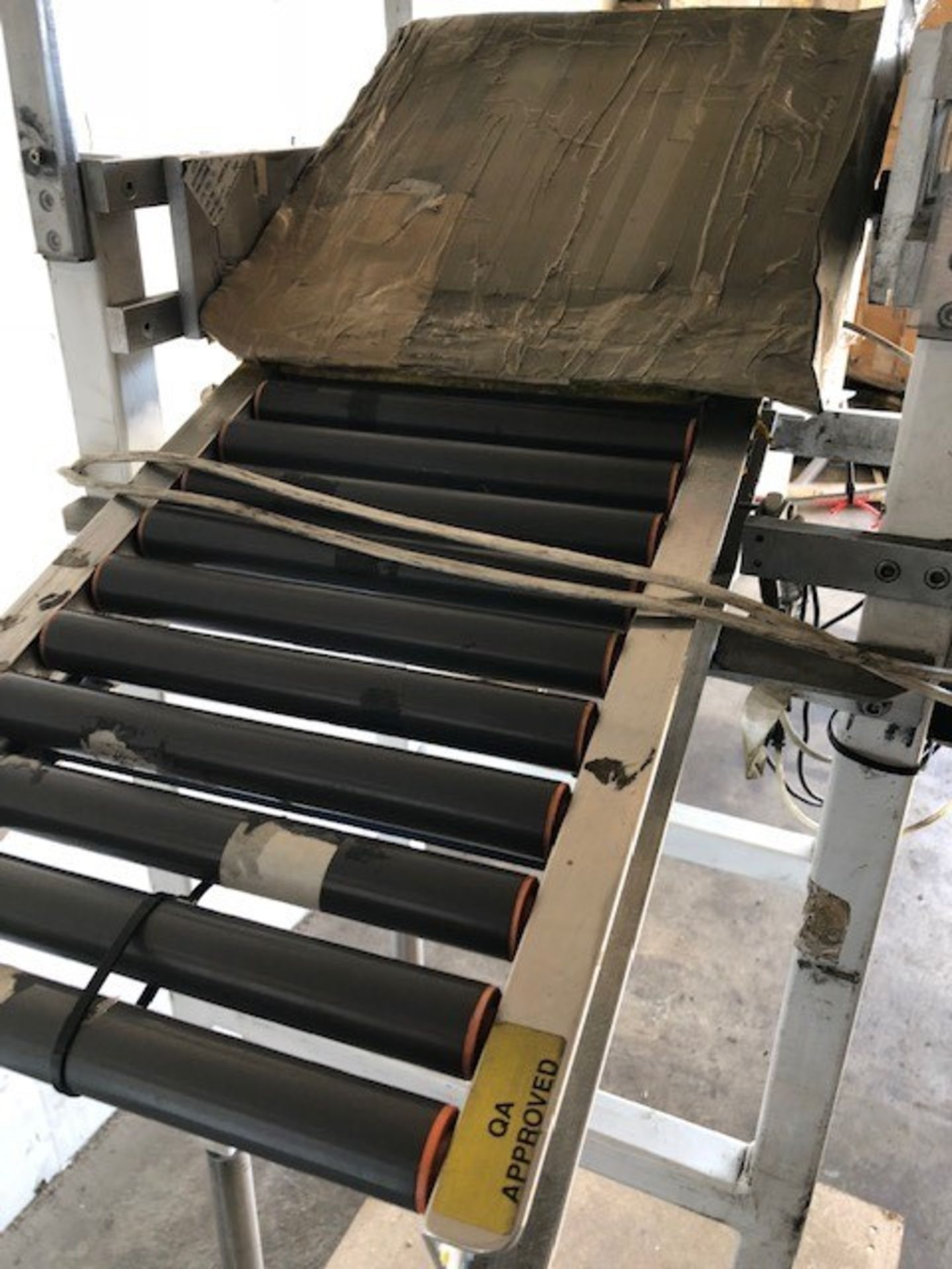 roller conveyor with counter - Image 3 of 3