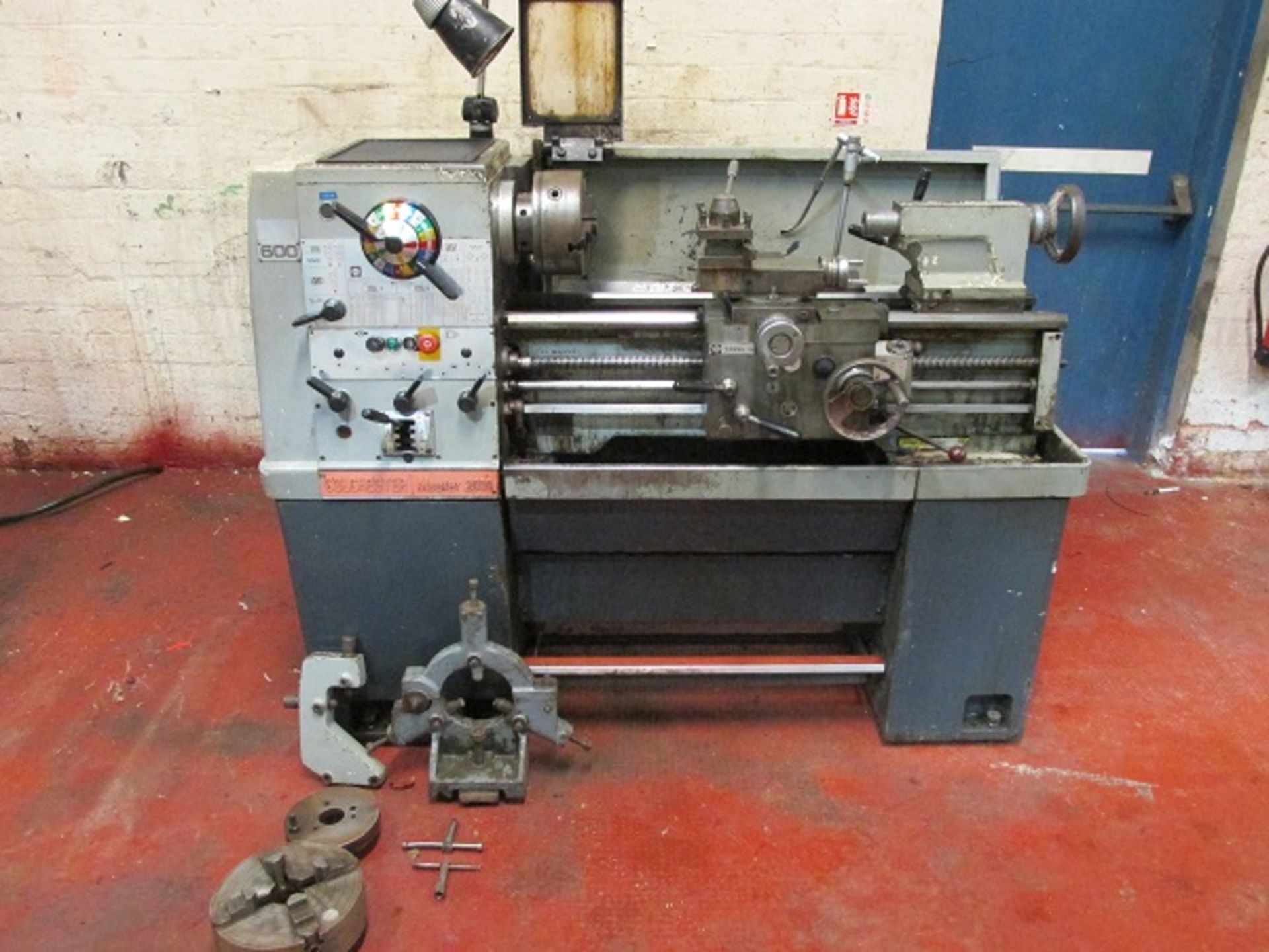 Colchester Master 2500 Straight Bed Lathe