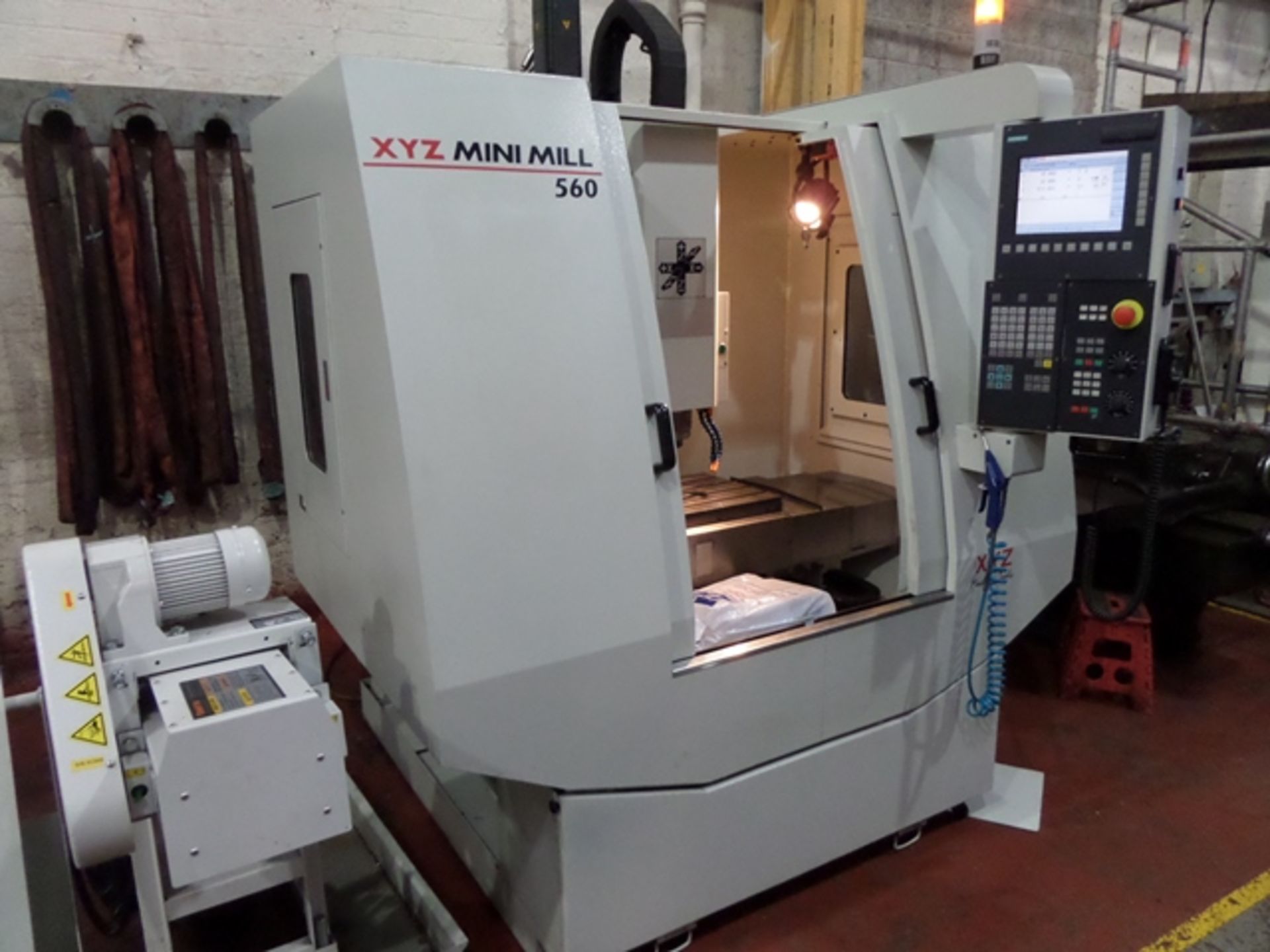 XYZ MiniMill 560 Vertical Machining Centre