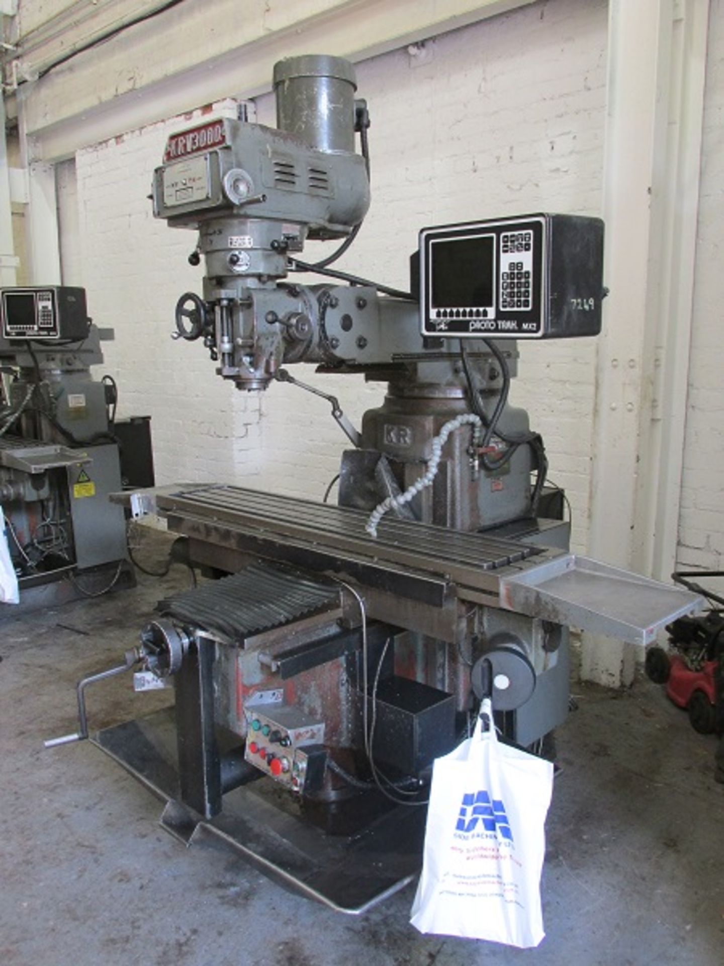 XYZ KRV 3000 CNC Turret Milling Machine - Image 2 of 8