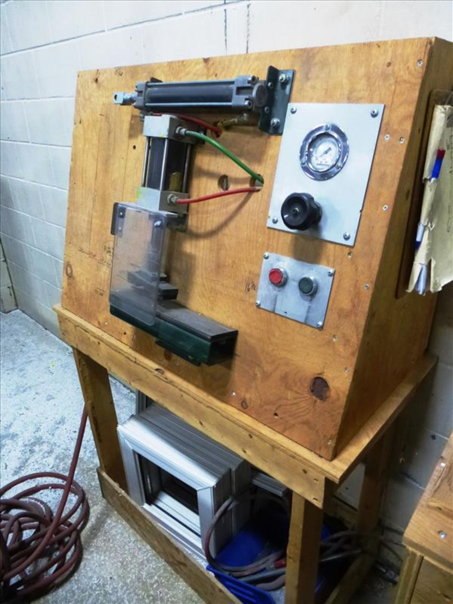 pneumatic testing unit