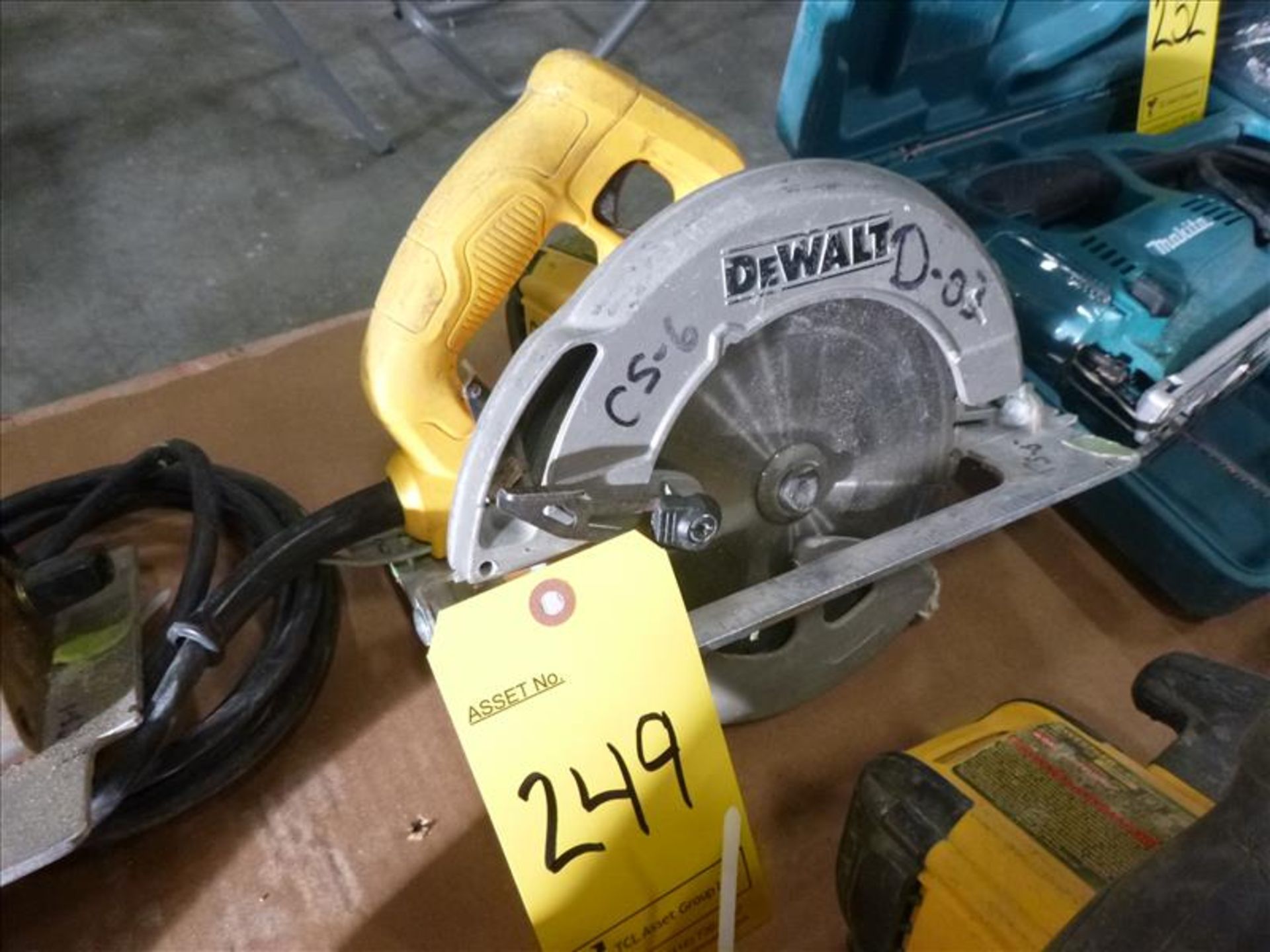 DeWalt circular saw