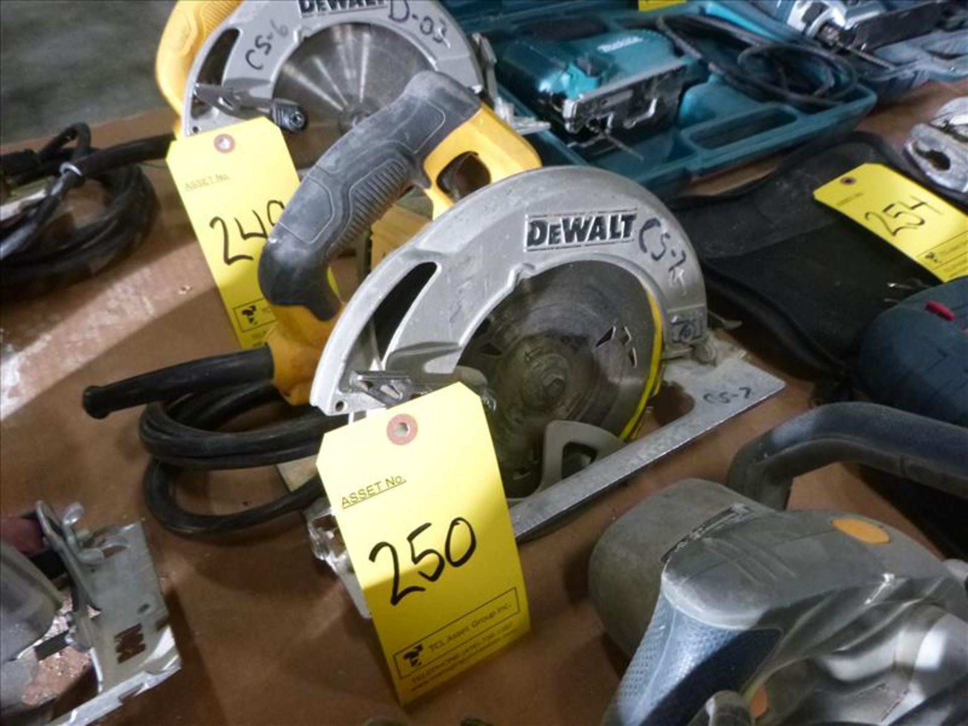 DeWalt circular saw