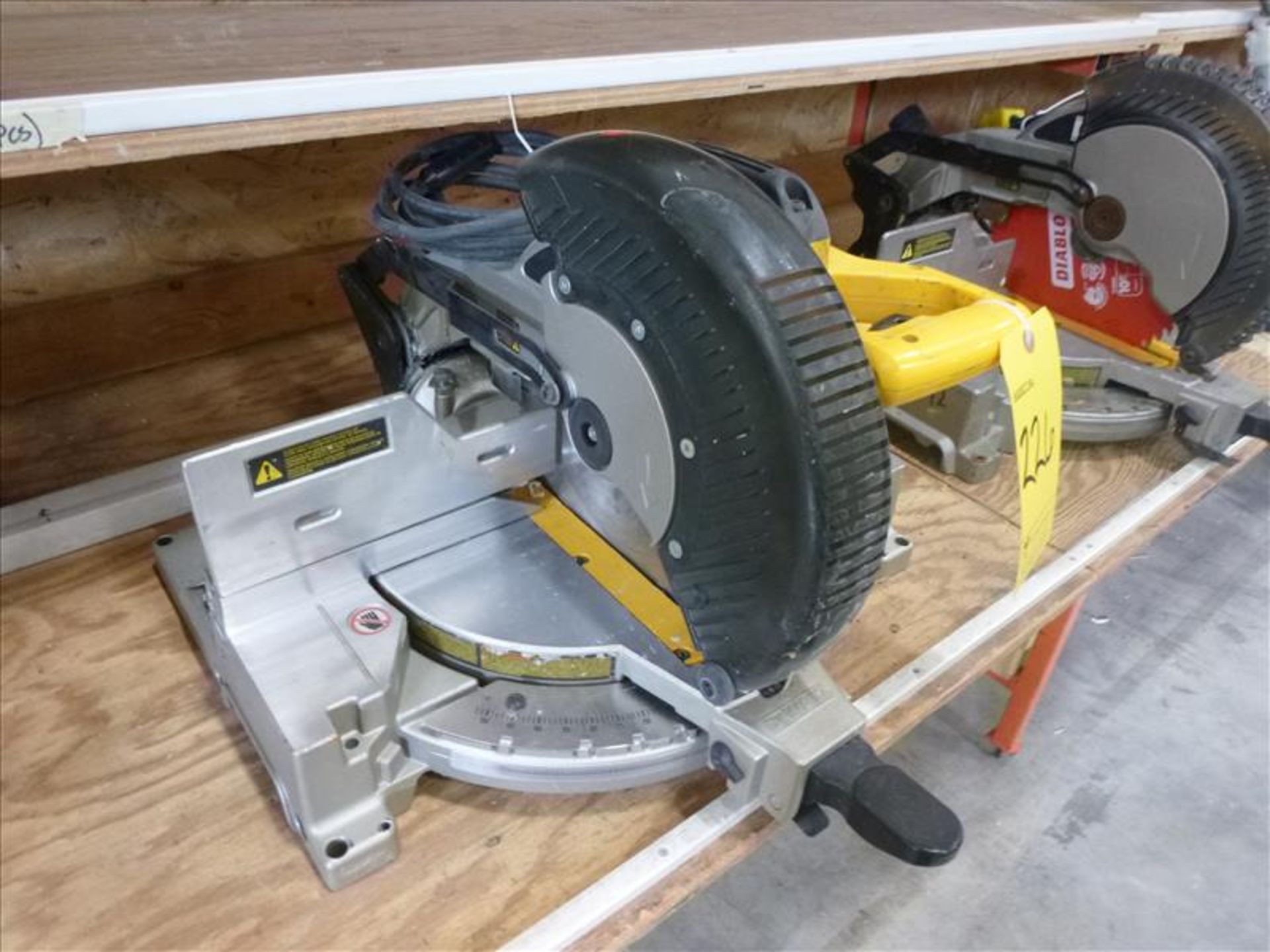 DeWalt 10" mitre saw