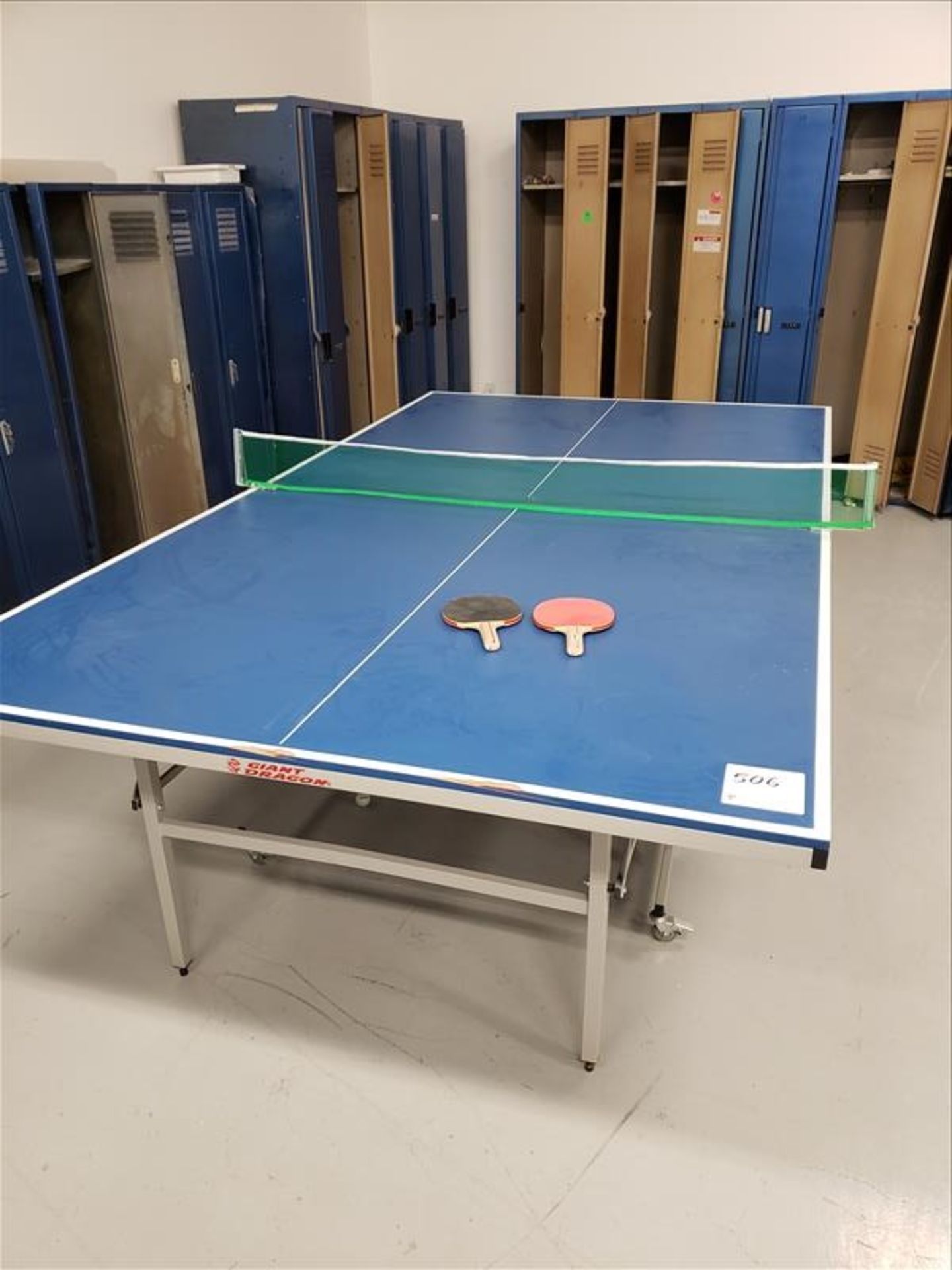 ping pong table