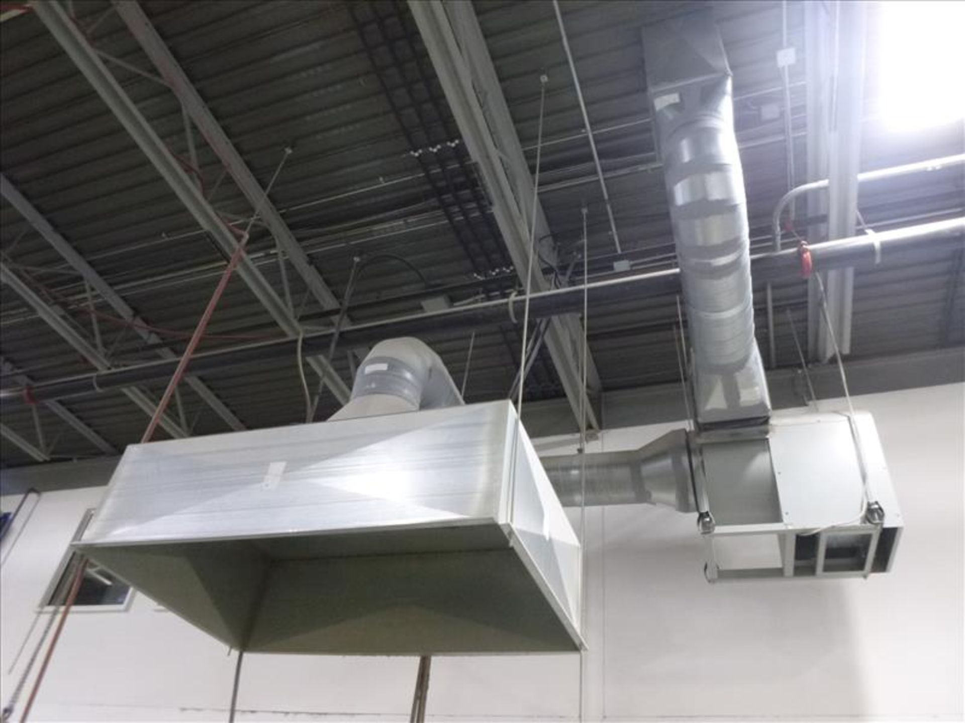 exhaust hood w/ blower (ceiling cap required)