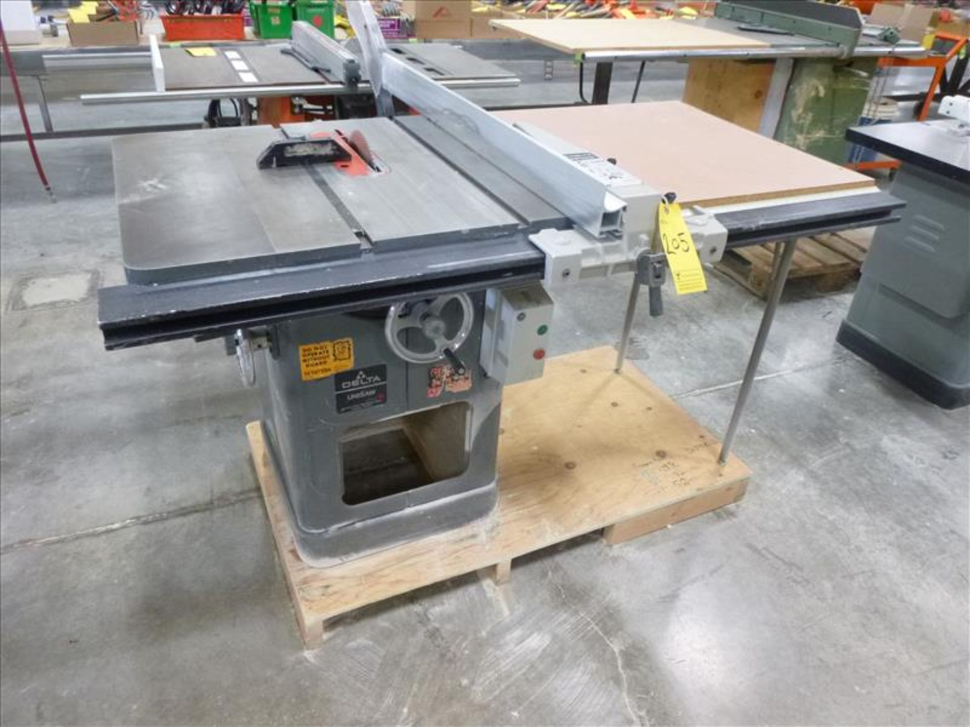 Delta table saw, mod. Unisaw