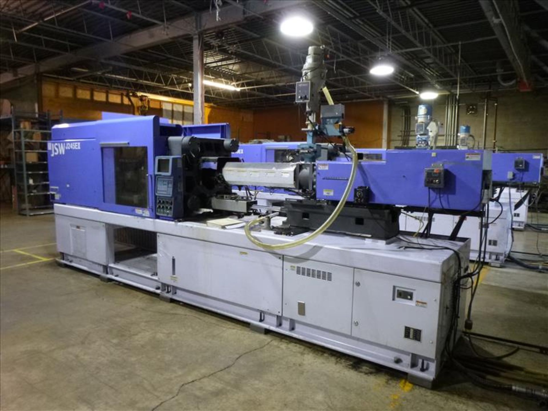 JSW mod. J245EII 245 Ton Injection Moulding Machine ser. no. 298312440 (1998) w/21.65 in. Clamp - Image 2 of 8