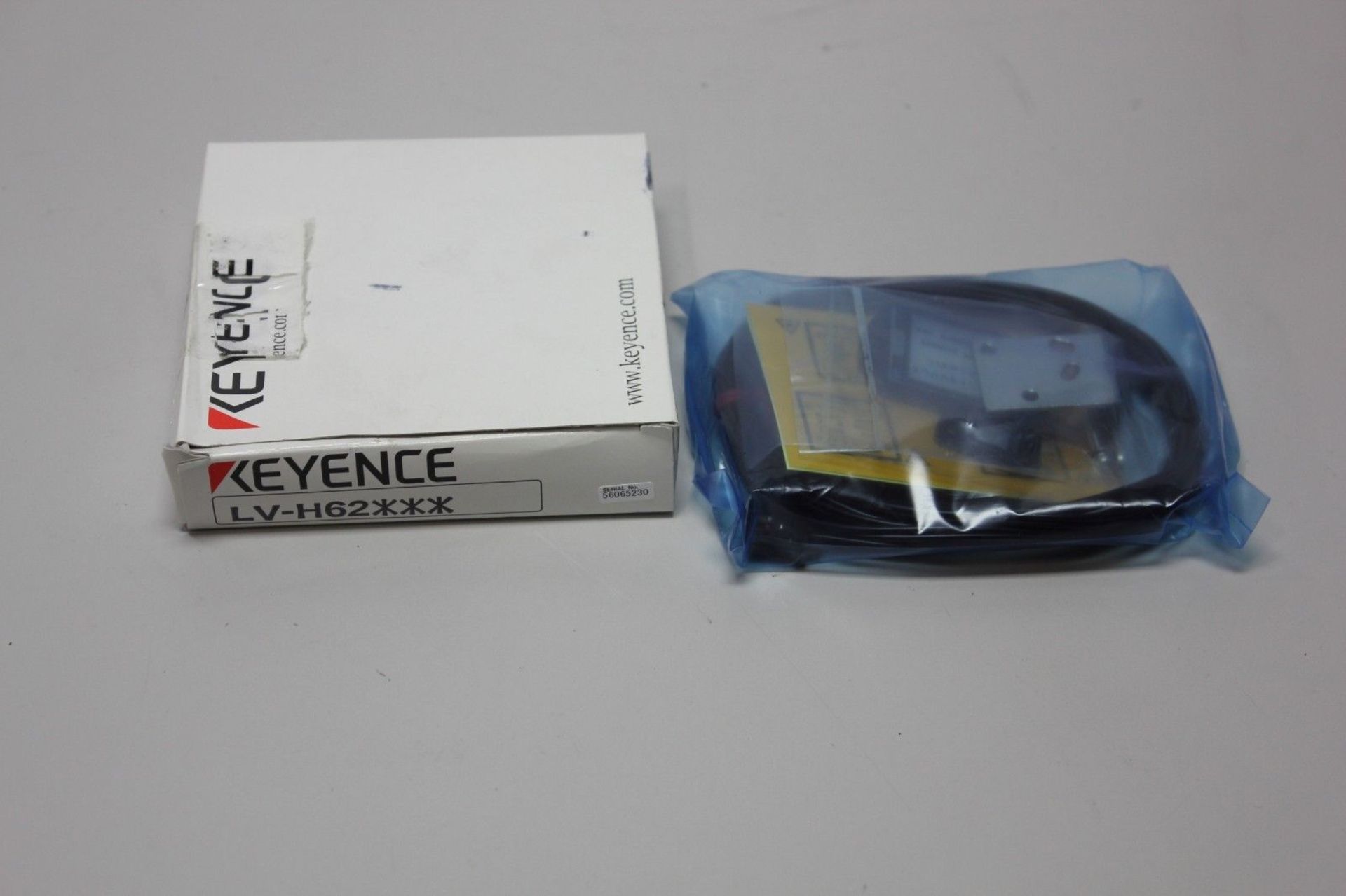 New Keyence Digital Laser Sensor, Amplifier & Reflector