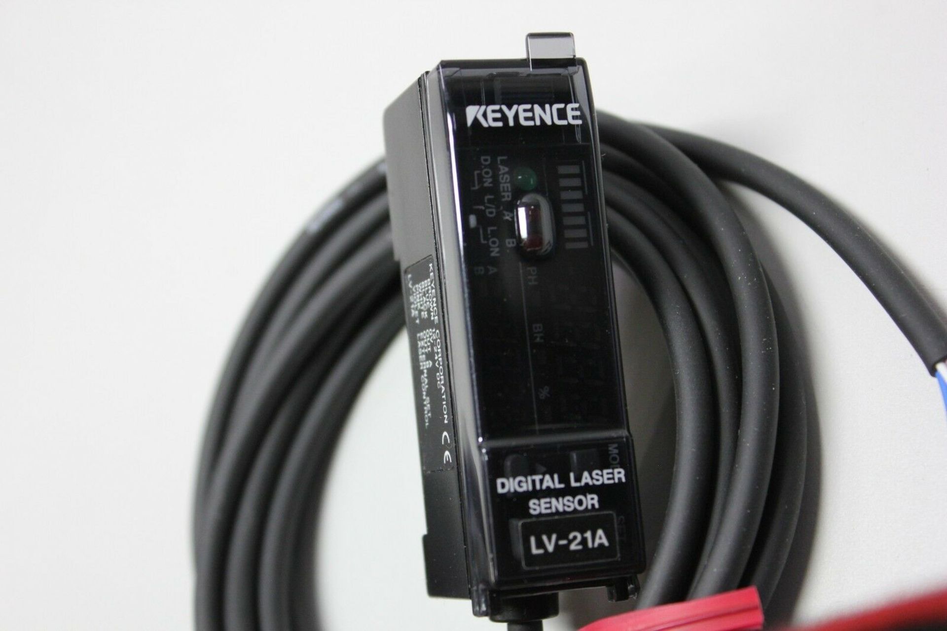 New Keyence Digital Laser Sensor, Amplifier & Reflector - Image 7 of 11