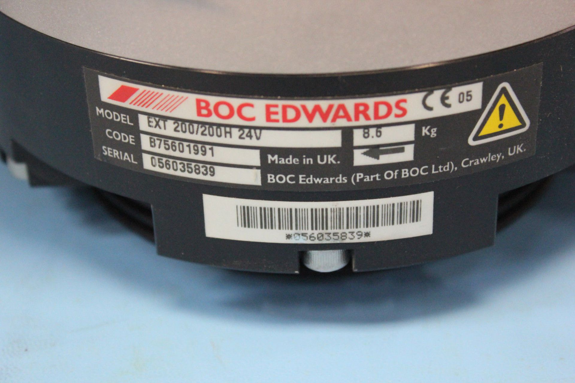 Edwards EXT 200/200H 24V Turbo Molecular Vacuum Pump - Image 2 of 4