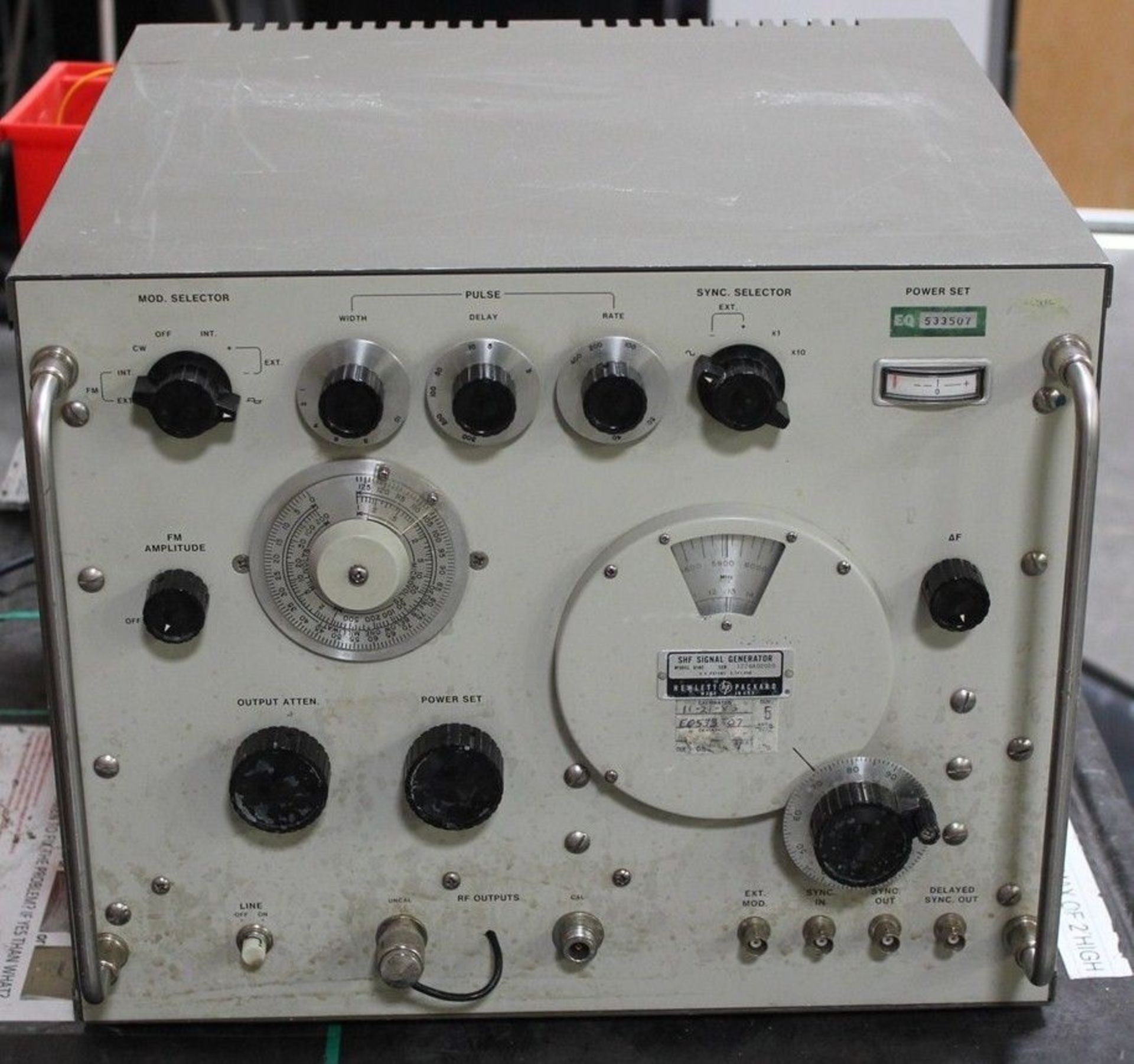 HP SHF SIGNAL GENERATOR 618C