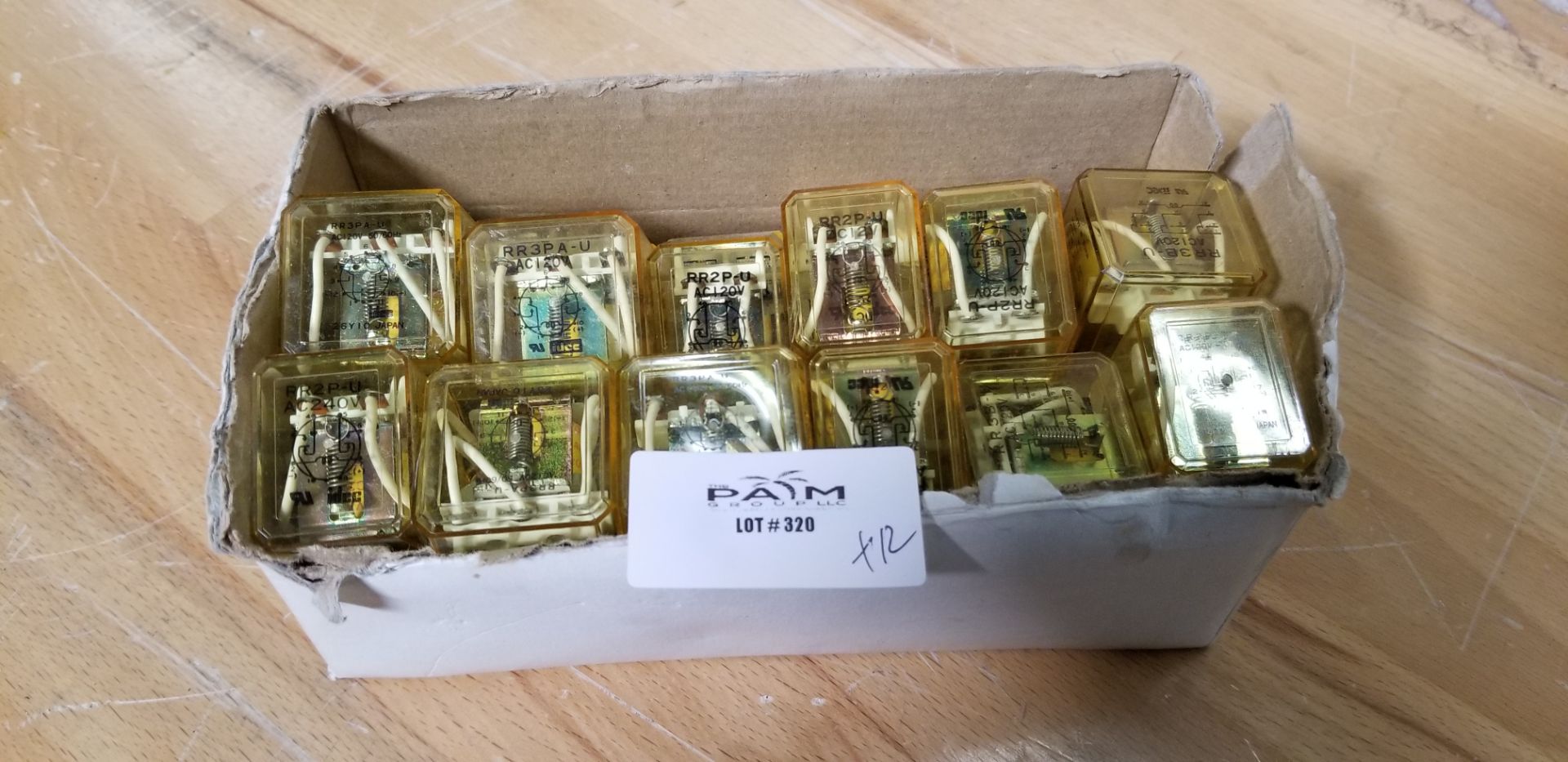 Lot of IDEC Relays