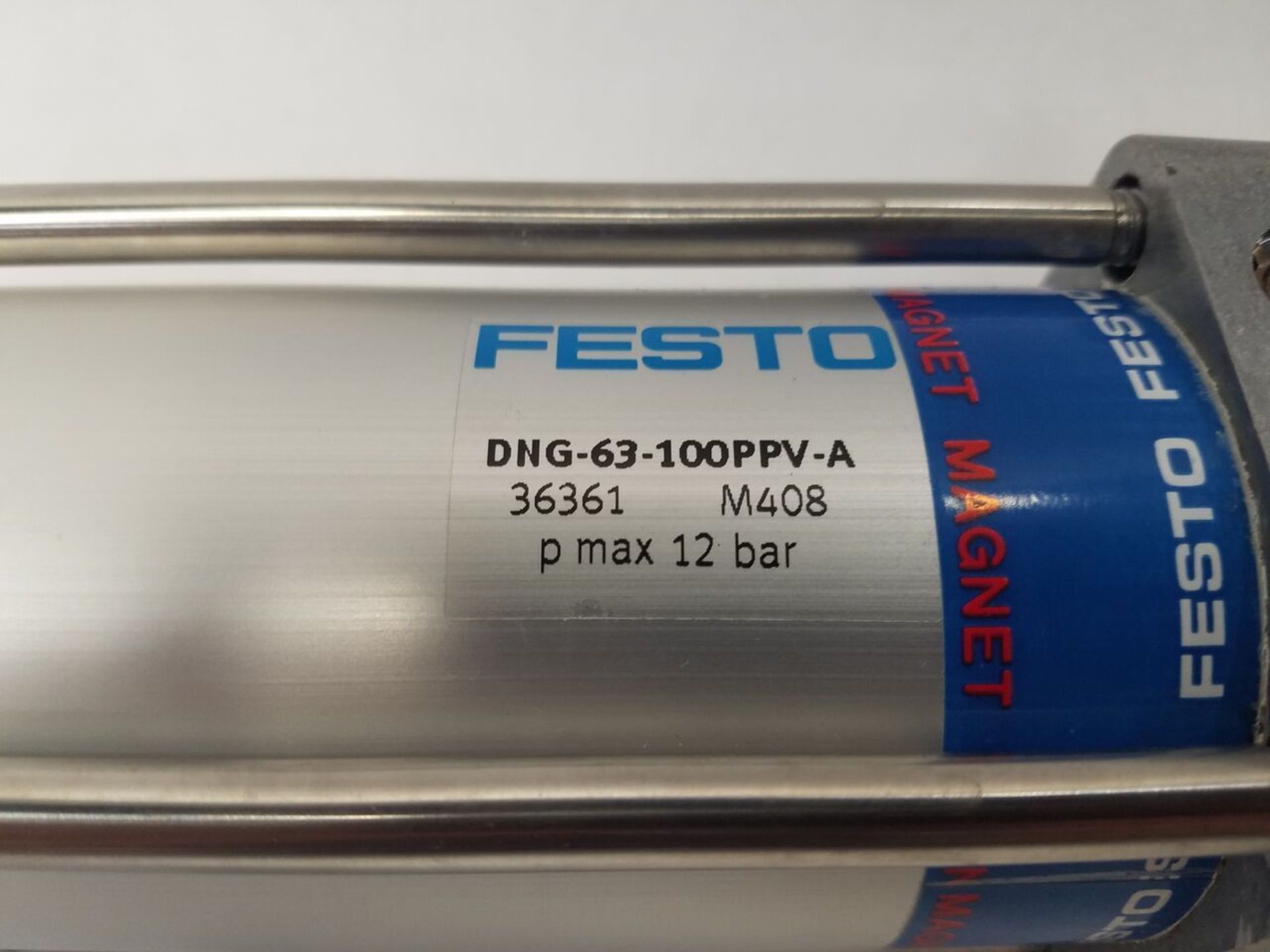 Large Unused Festo Pneumatic Cylinder 12 Bar - Image 2 of 2