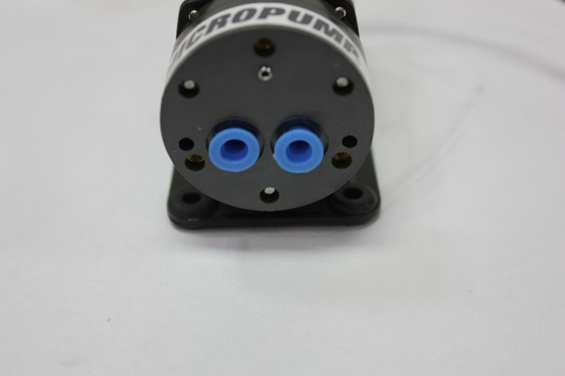 New Idex Micropump Gear Pump - Image 5 of 5