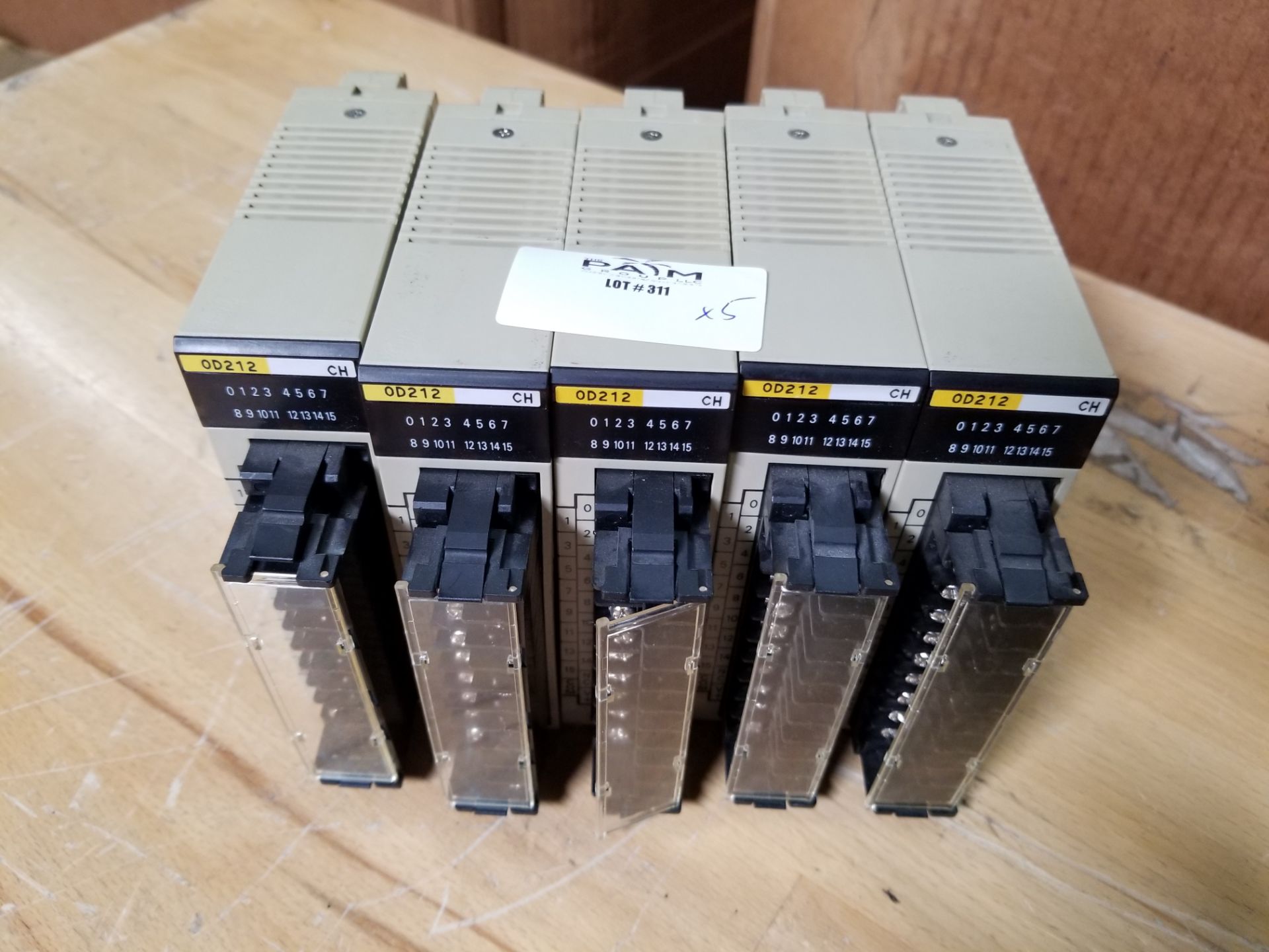 LOT OF OMRON PLC MODULES