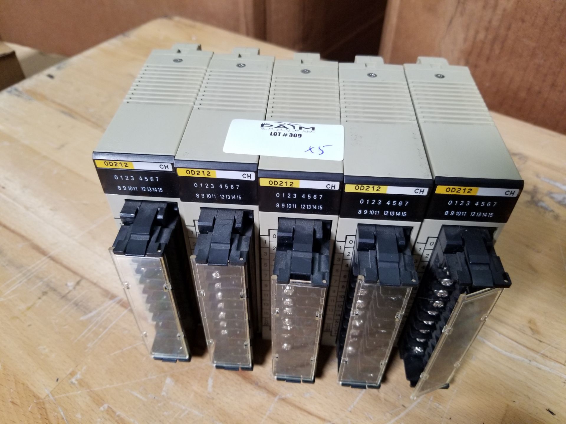 LOT OF OMRON PLC MODULES