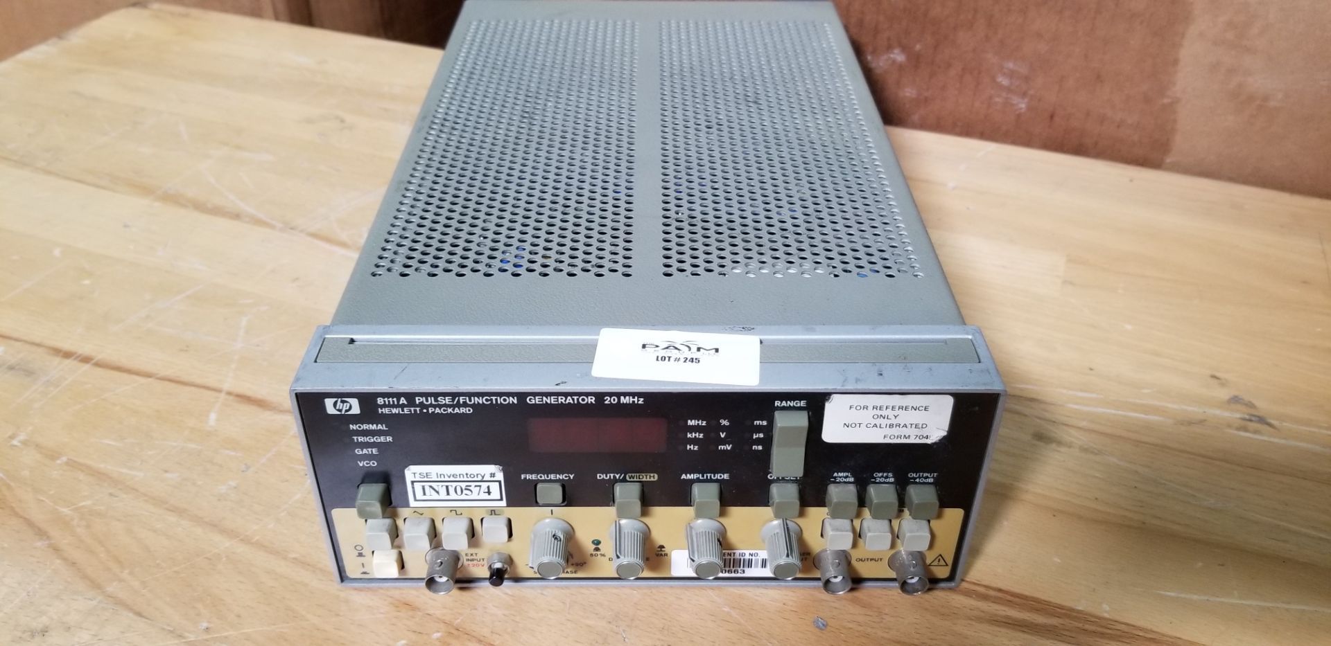 HP 8111A Pulse/Function Generator