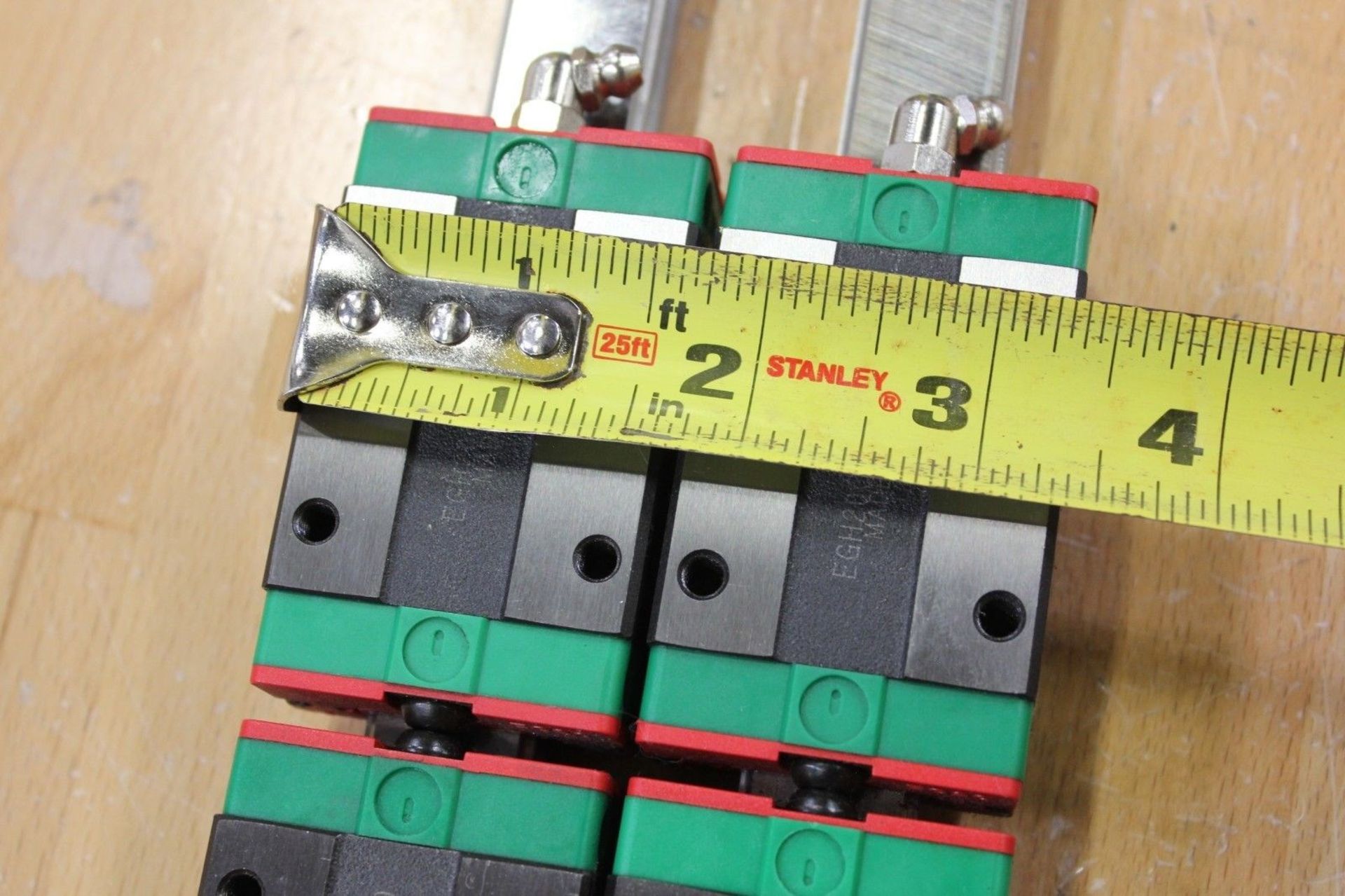 1 Pair of @965mm Hiwin Linear Rail Guides & 2 Bearing Blocks - Image 6 of 6