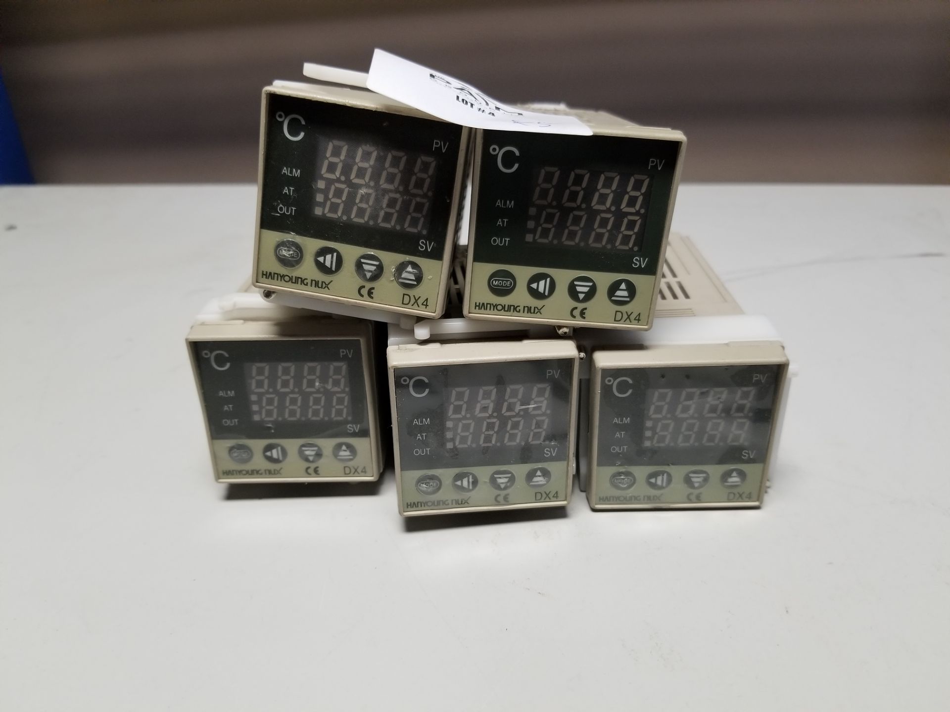 LOT OF HANYOUNG TEMPERATURE CONTROLLERS - Image 2 of 3