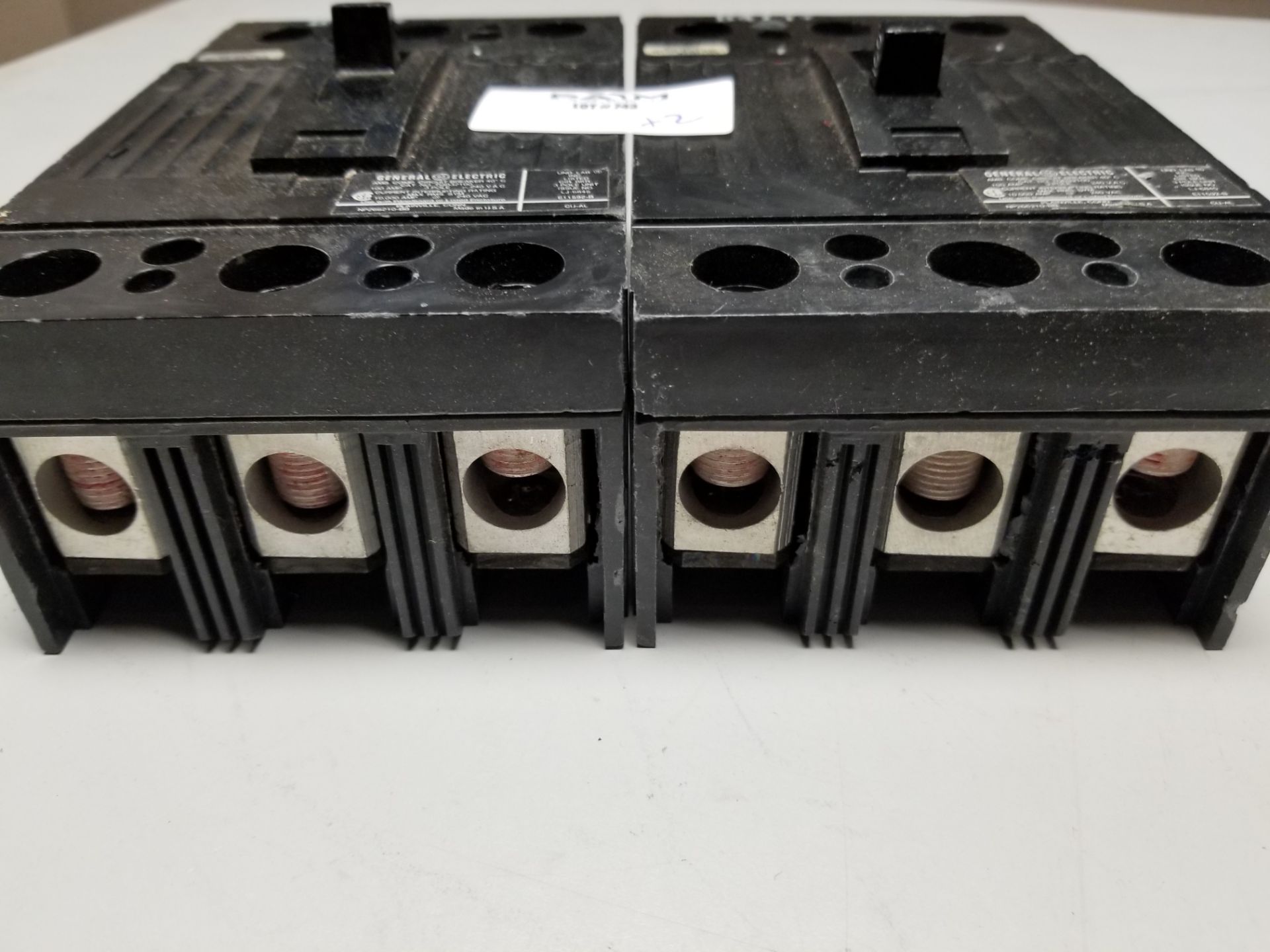 LOT OF GE 100A CIRCUIT BREAKERS - Image 4 of 5