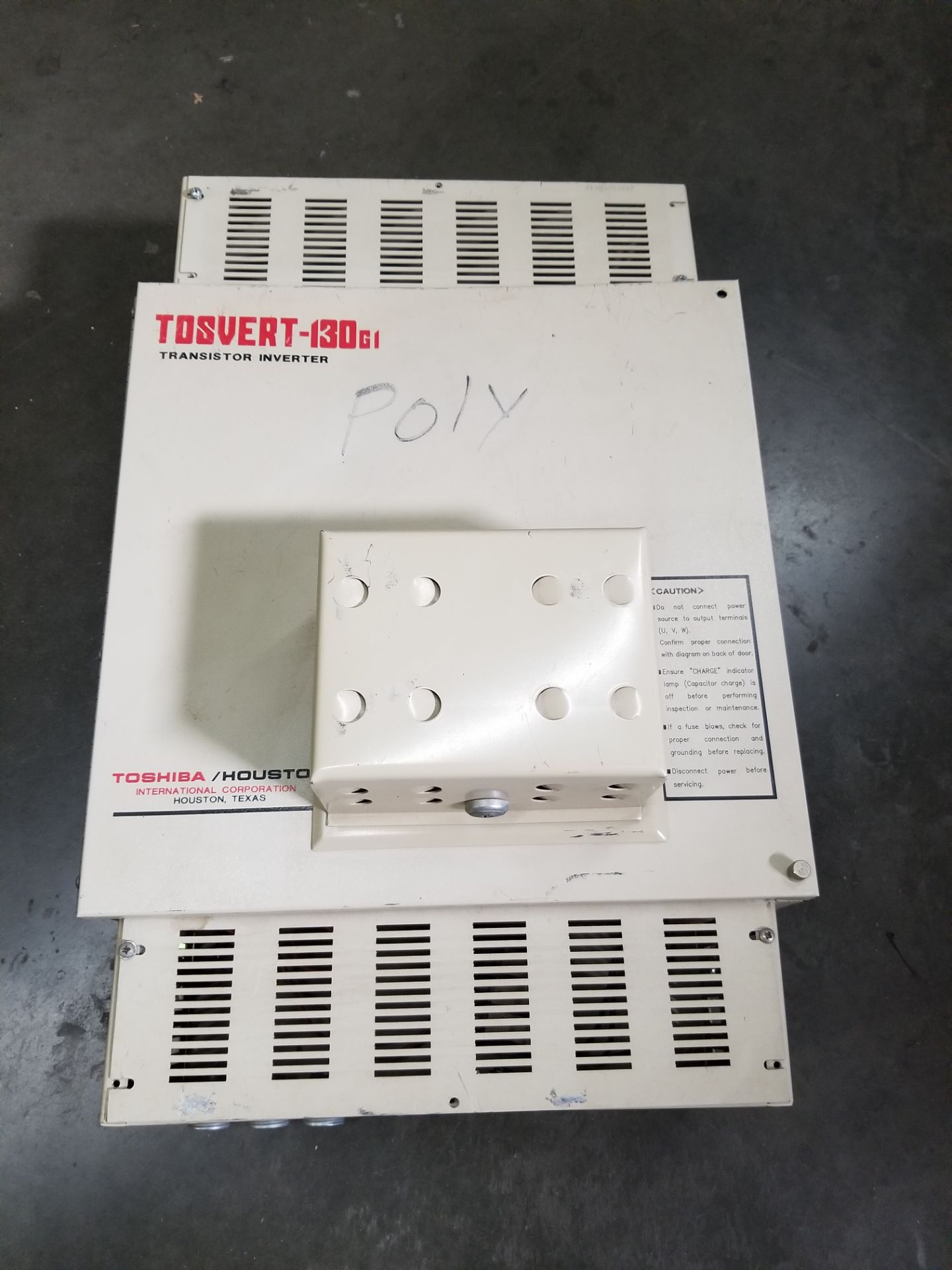 TOSHIBA TOSVERT TRANSISTOR INVERTER