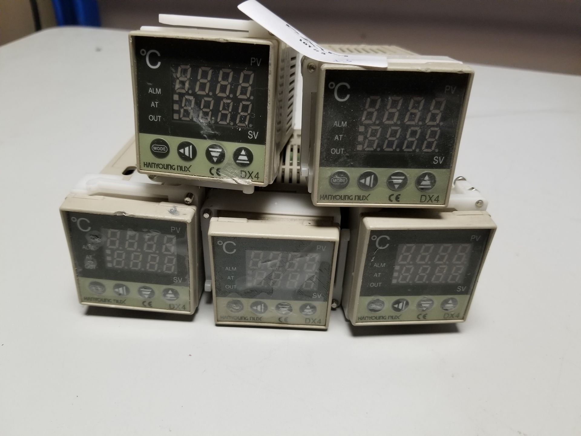 LOT OF HANYOUNG TEMPERATURE CONTROLLERS - Image 2 of 3