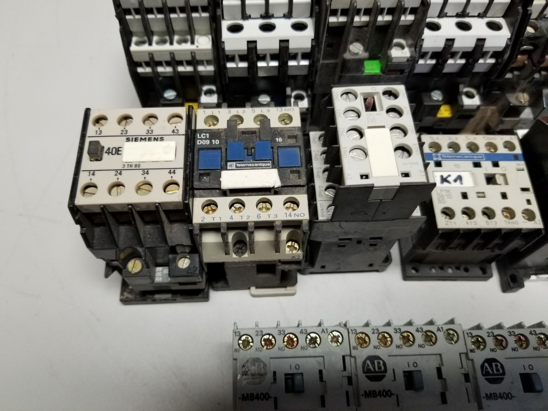 LOT OF MOTOR CONTACTOR - Image 4 of 14